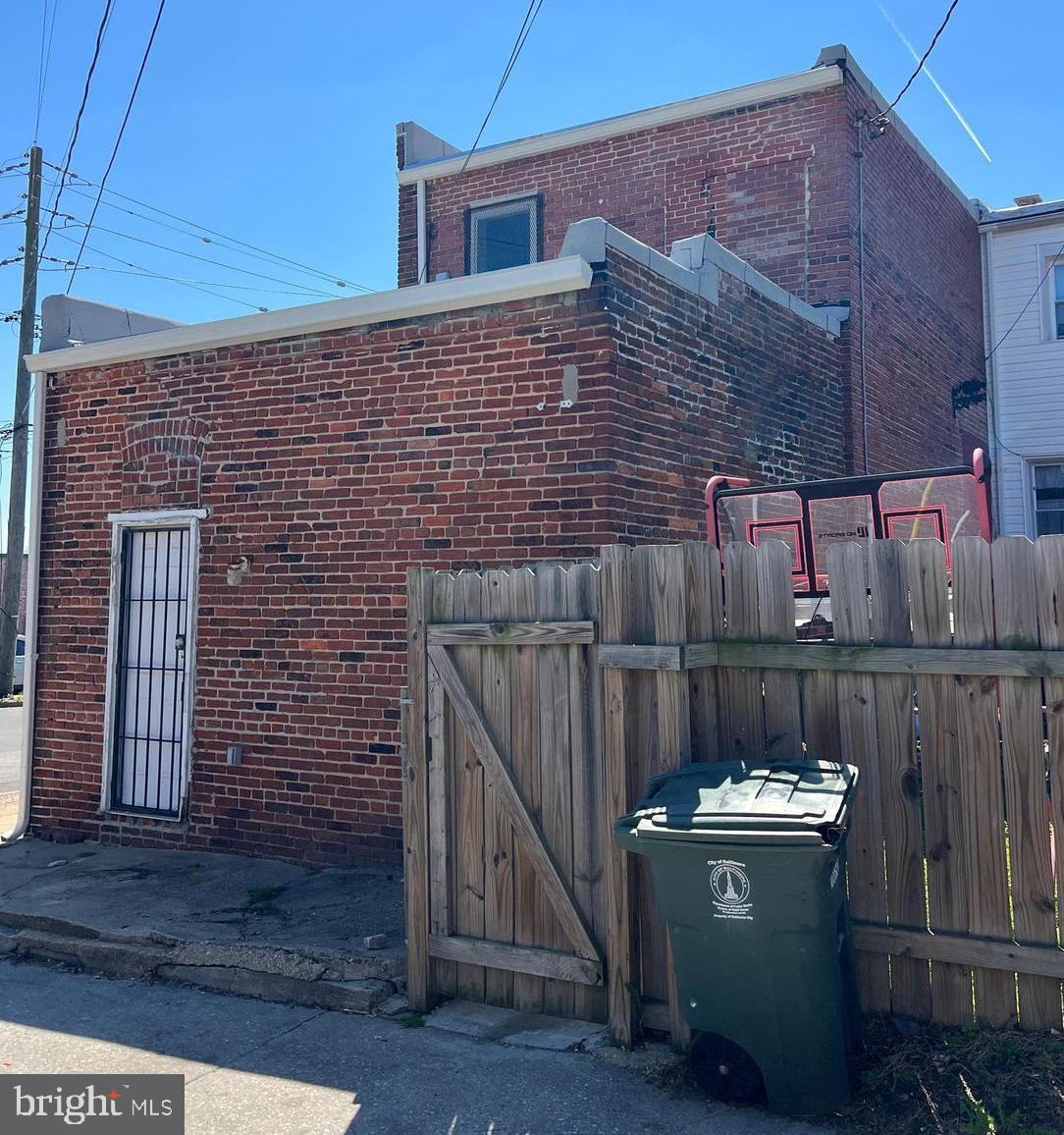 MONDAWMIN - Residential