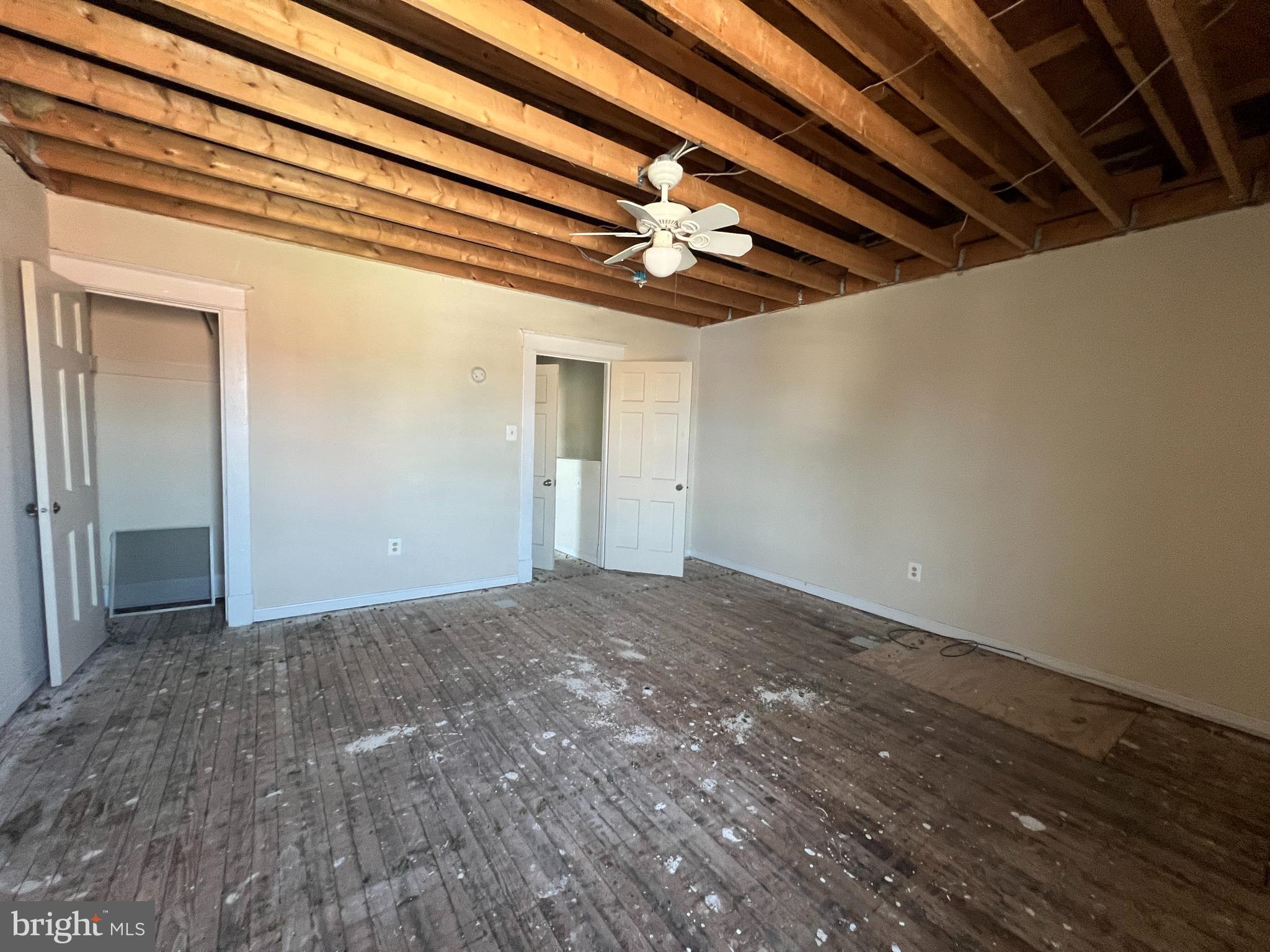 MONDAWMIN - Residential