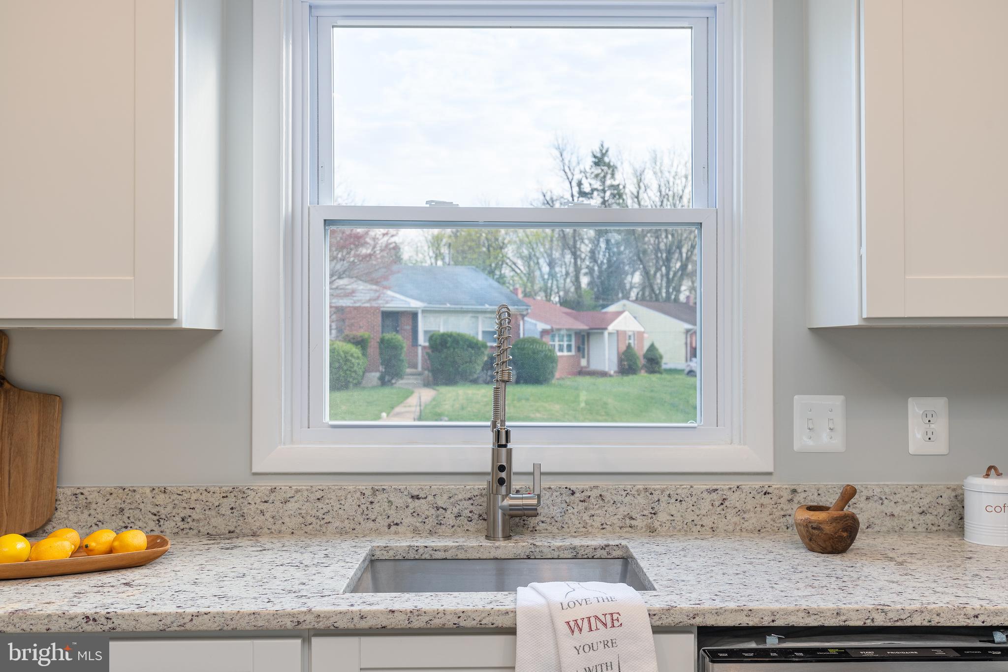 TEN ACRES - Residential