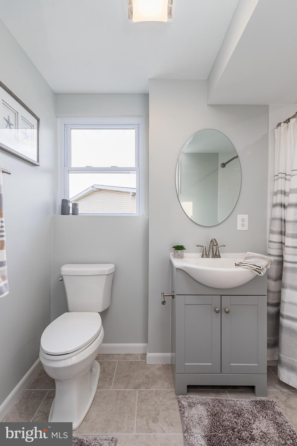 TEN ACRES - Residential