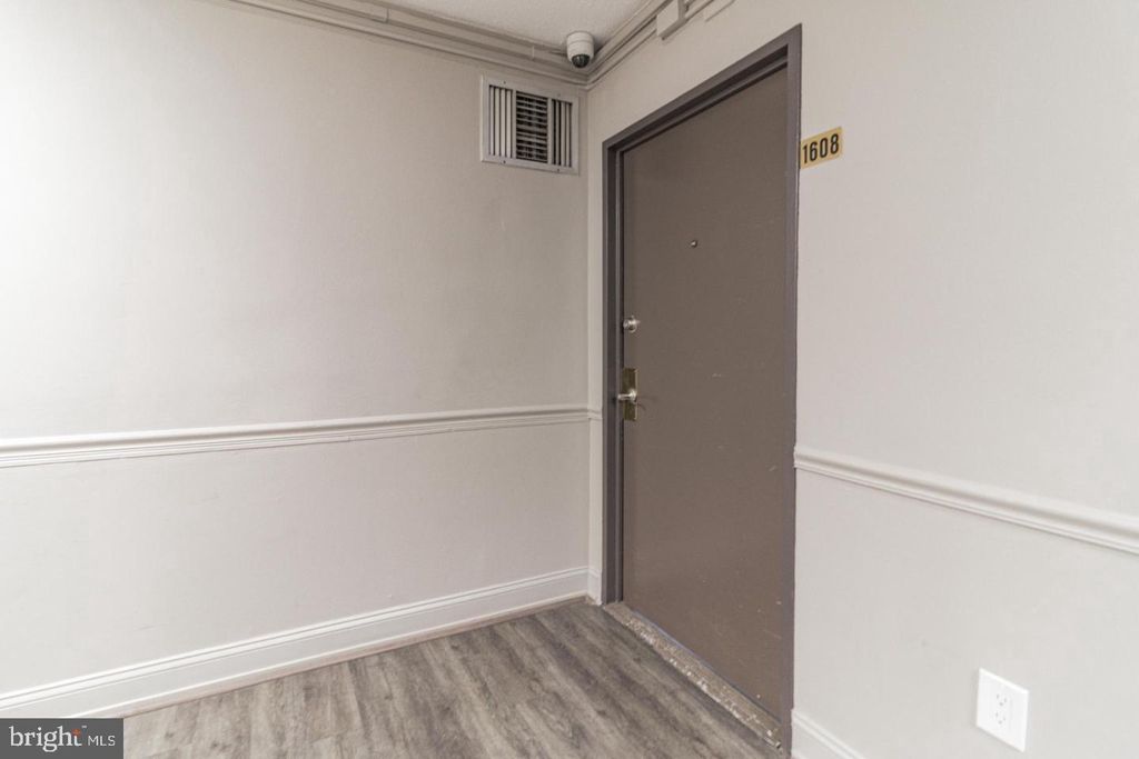 Photo of 2101 - 17 Chestnut Street #1608, PHILADELPHIA, PA 19103 (MLS # PAPH2569632)