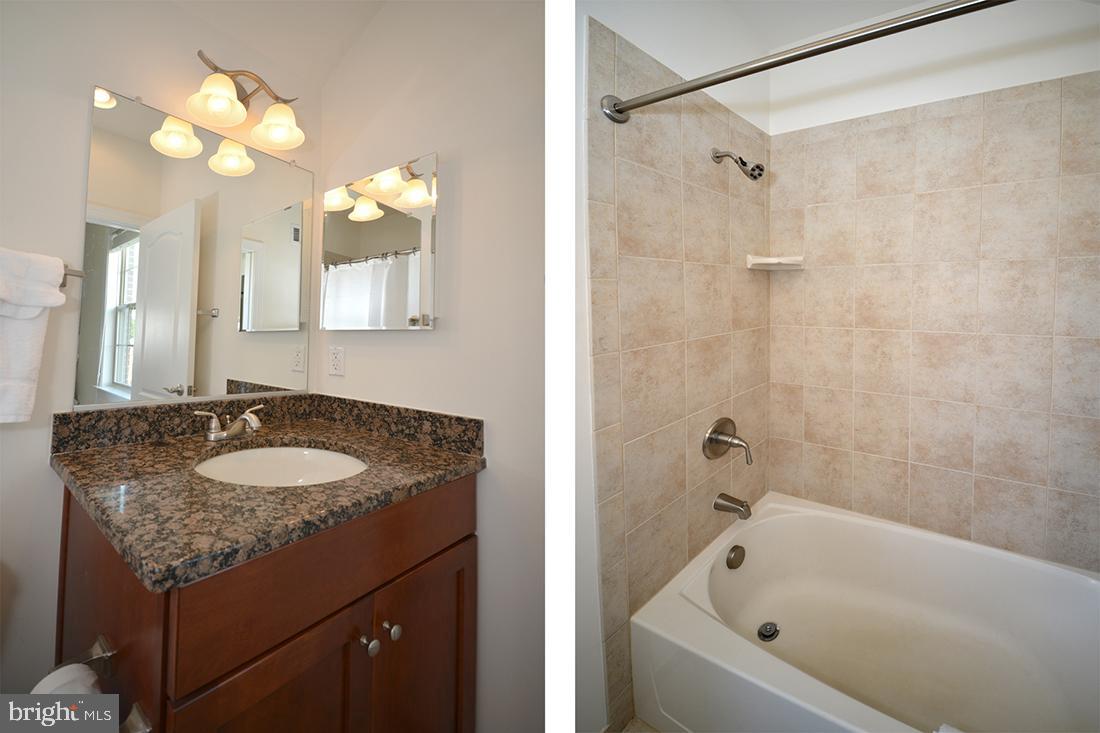 BUCKINGHAM COMMONS - Residential Lease