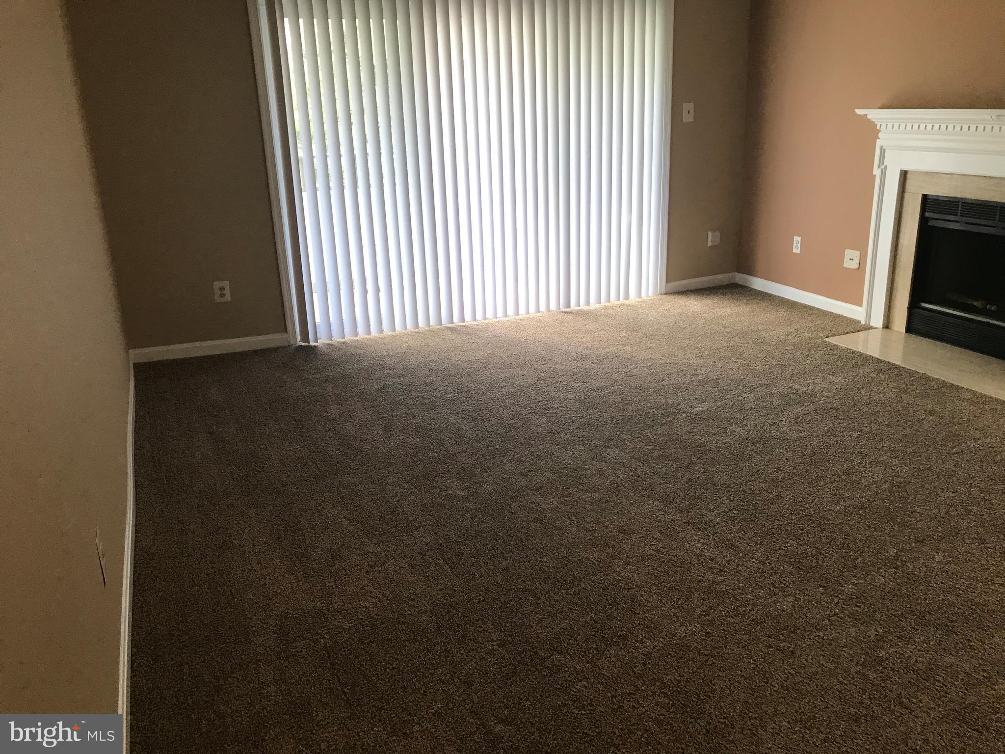 LAFAYETTE FOREST - Residential Lease