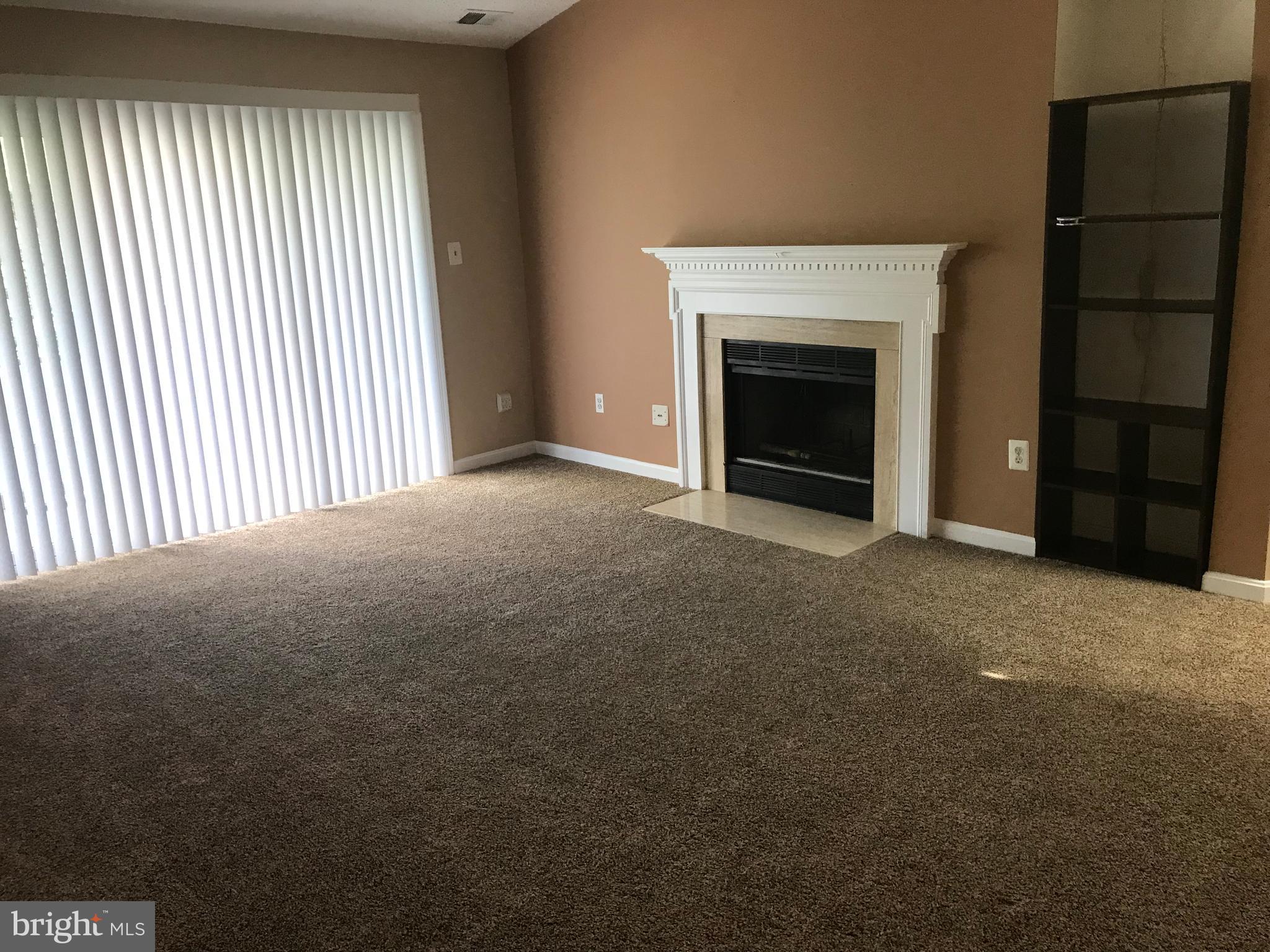 LAFAYETTE FOREST - Residential Lease