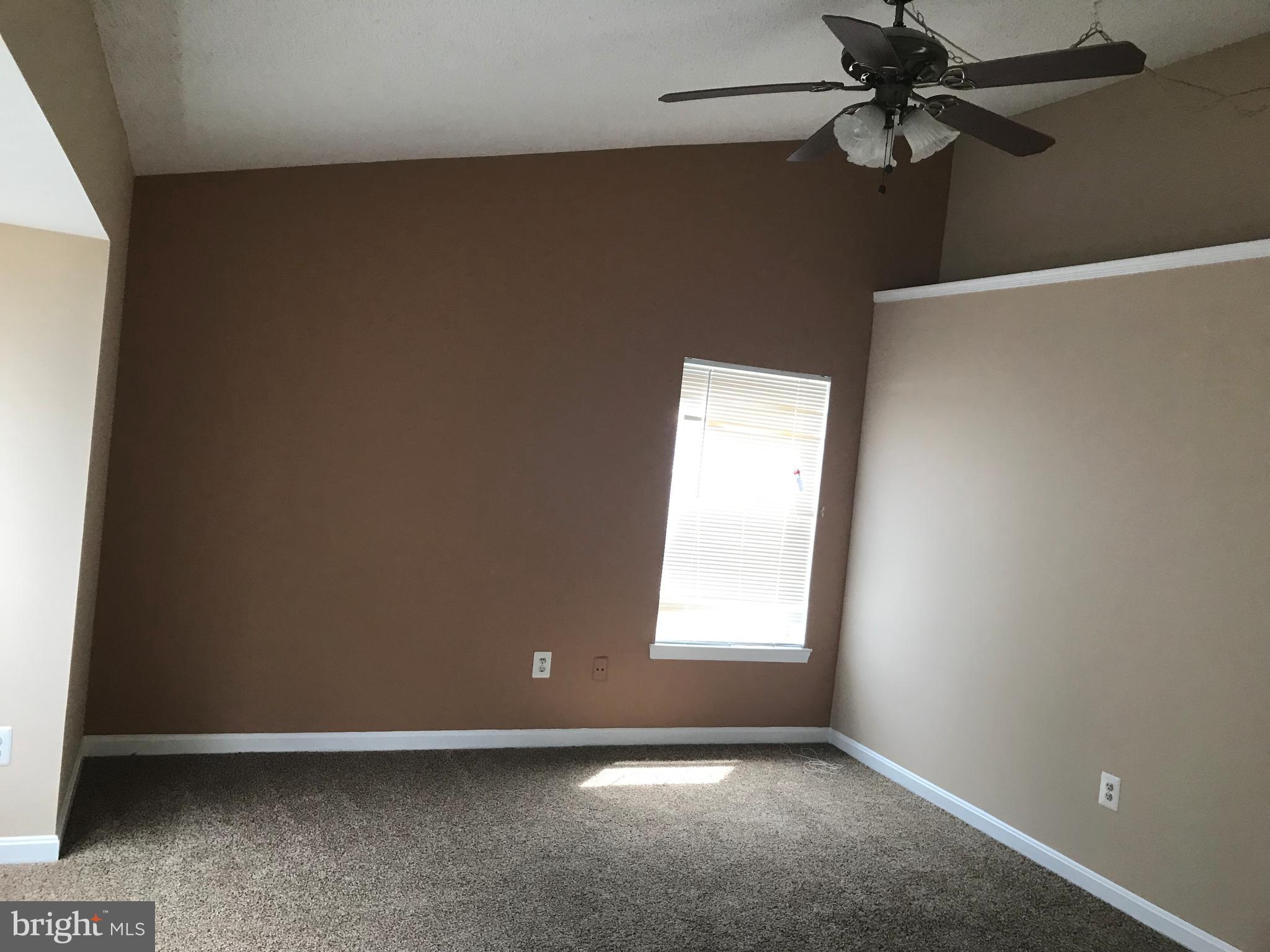 LAFAYETTE FOREST - Residential Lease