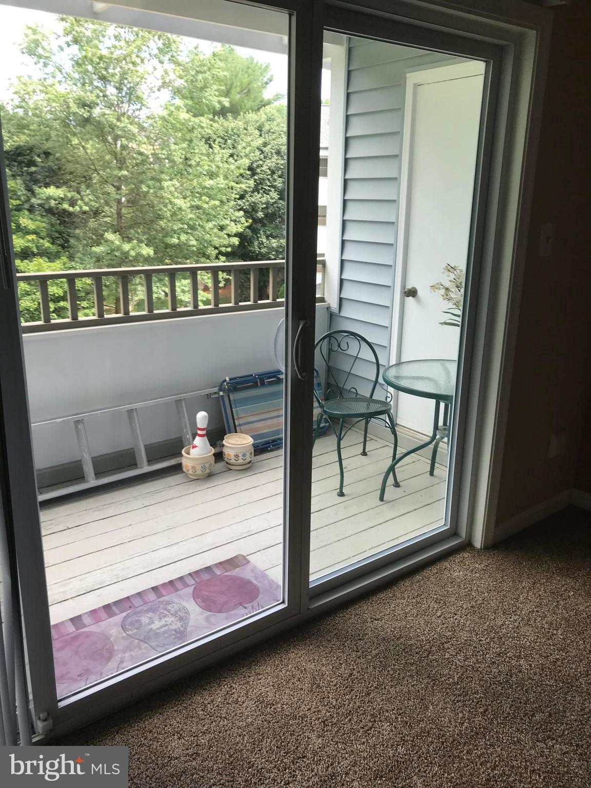 LAFAYETTE FOREST - Residential Lease