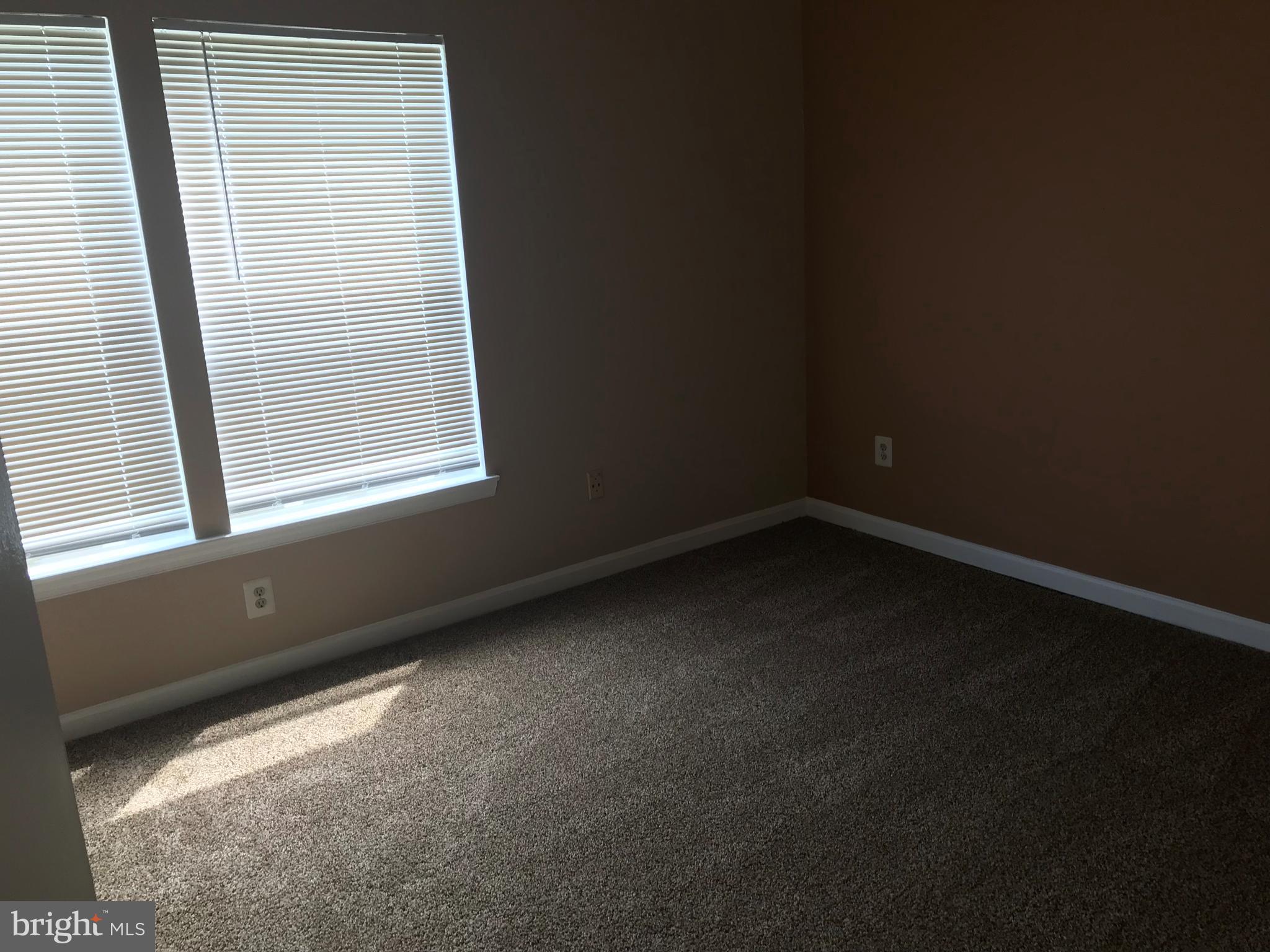 LAFAYETTE FOREST - Residential Lease