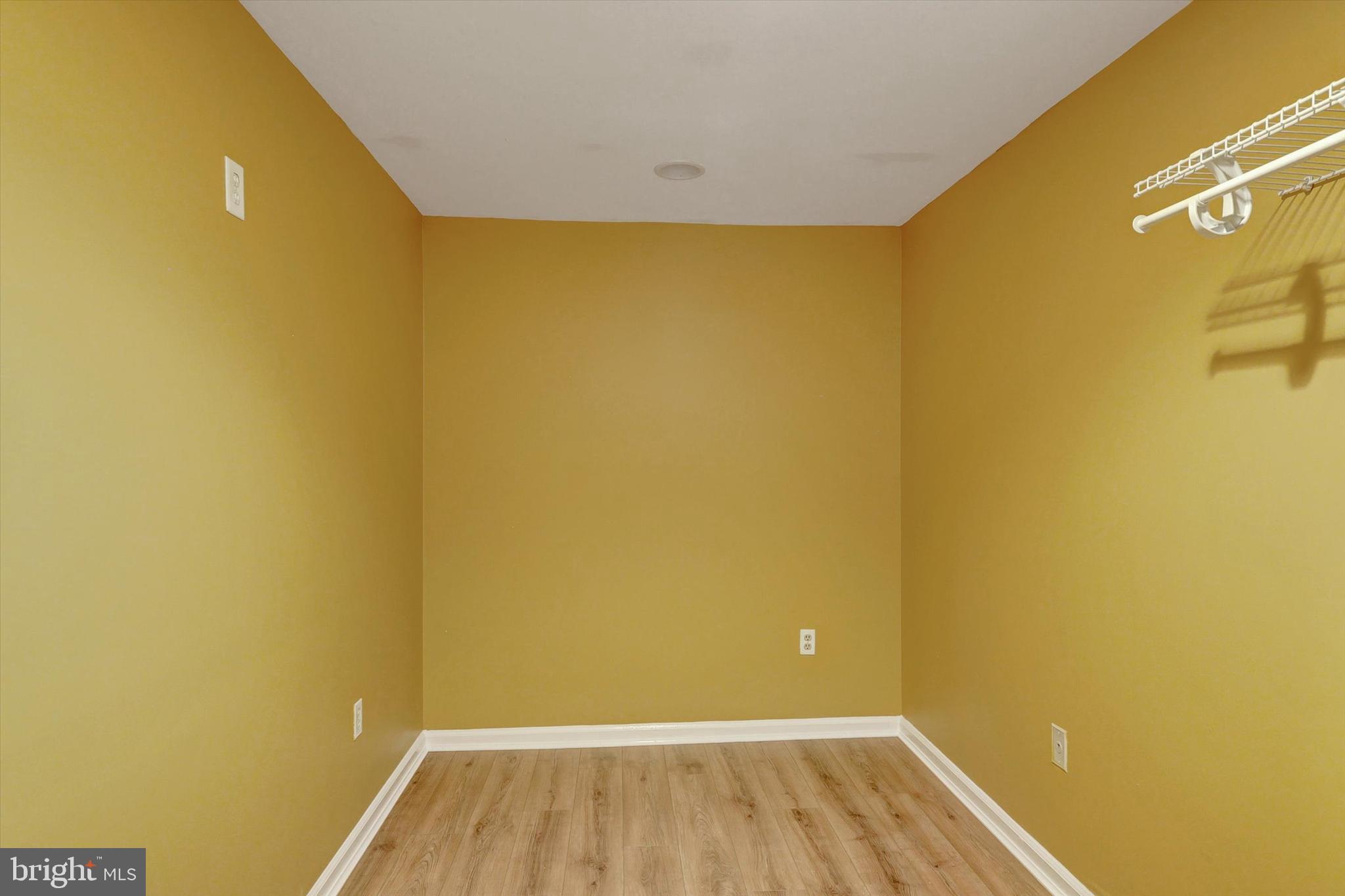 4986 PINTAIL COURT