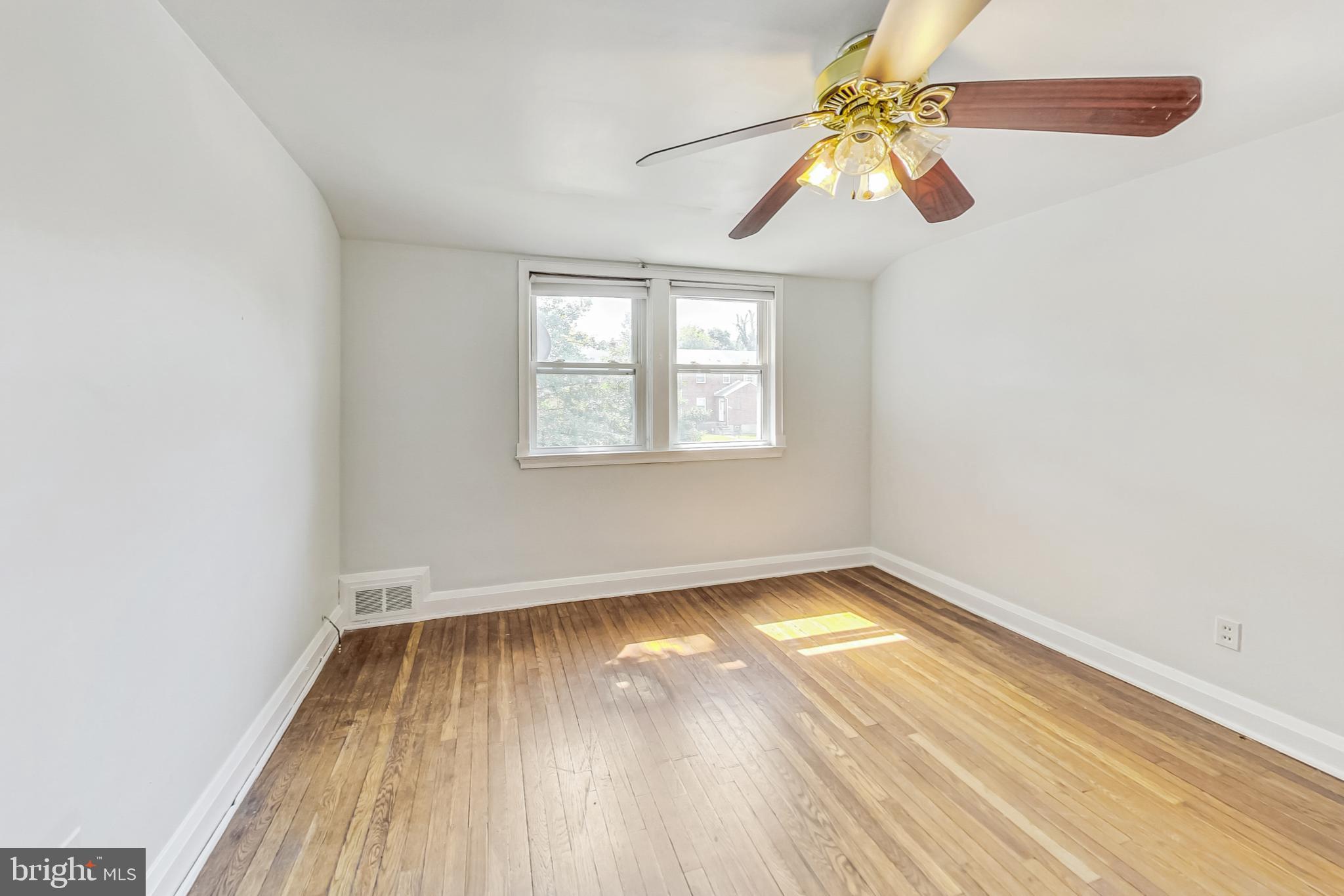 HAMILTON HILLS - Residential Lease