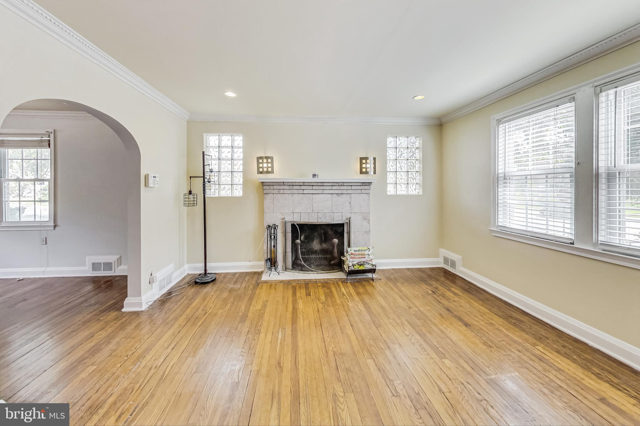 HAMILTON HILLS - Residential Lease