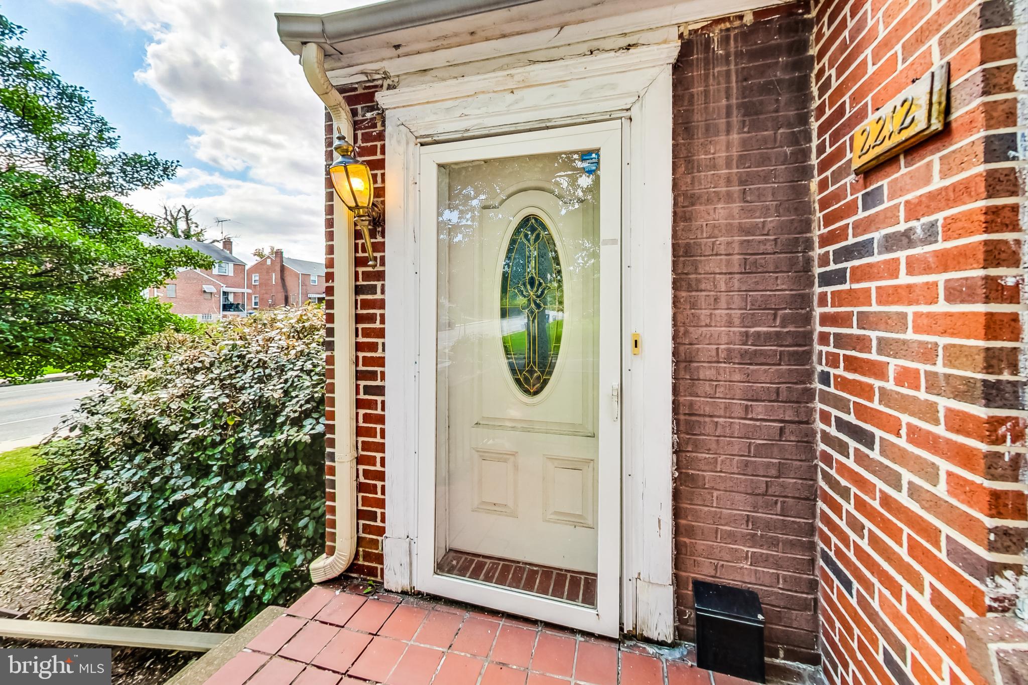 HAMILTON HILLS - Residential Lease