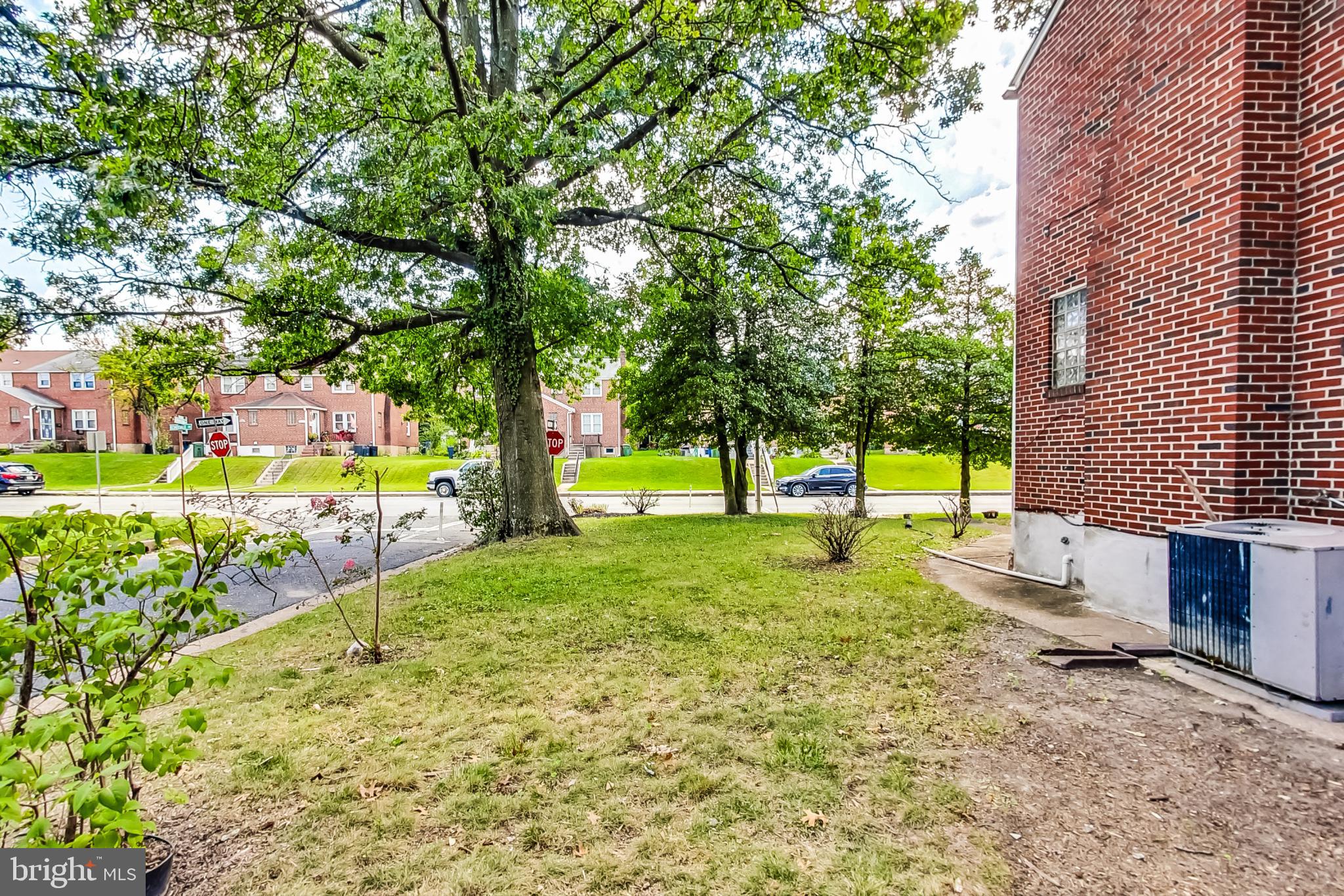 HAMILTON HILLS - Residential Lease