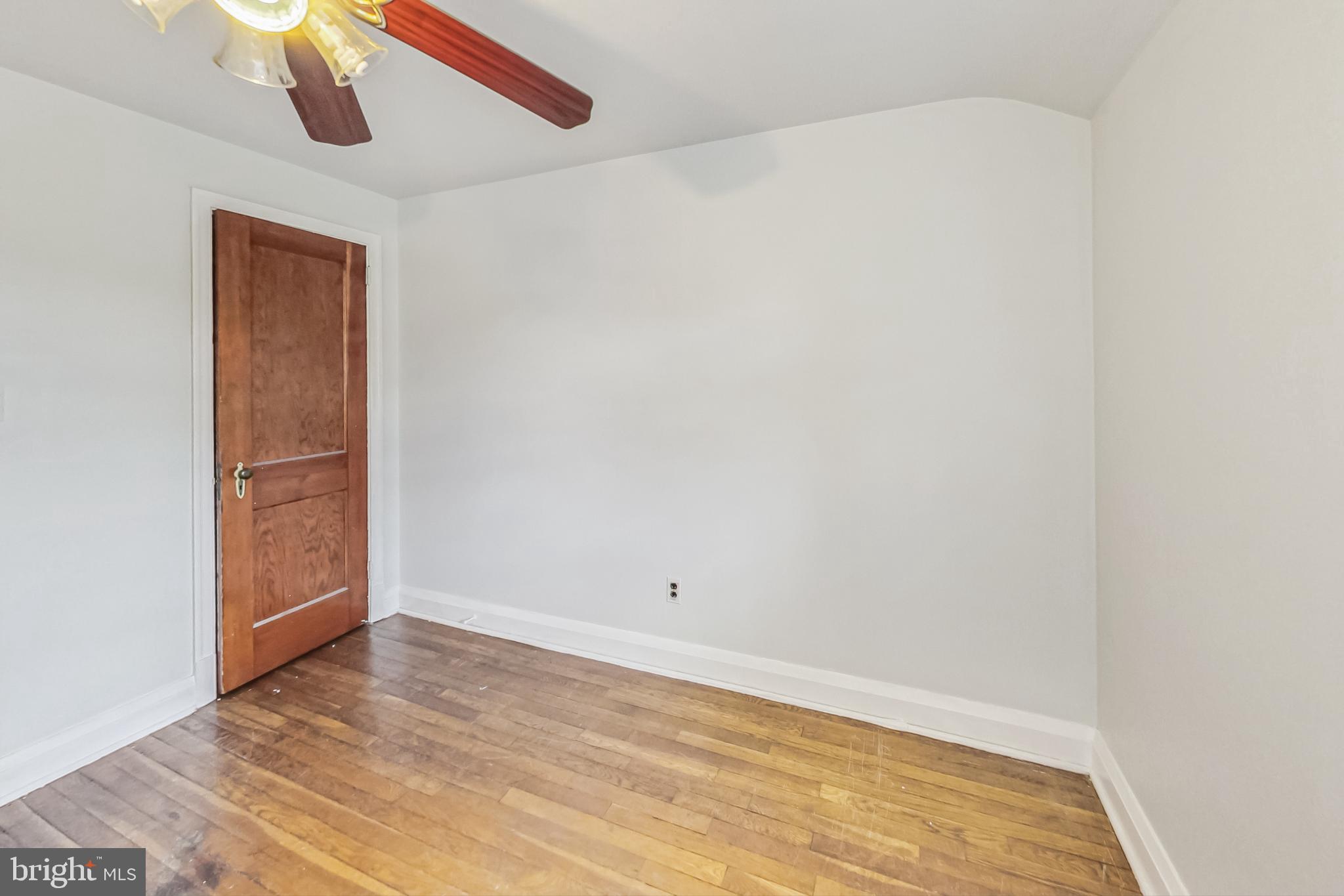 HAMILTON HILLS - Residential Lease