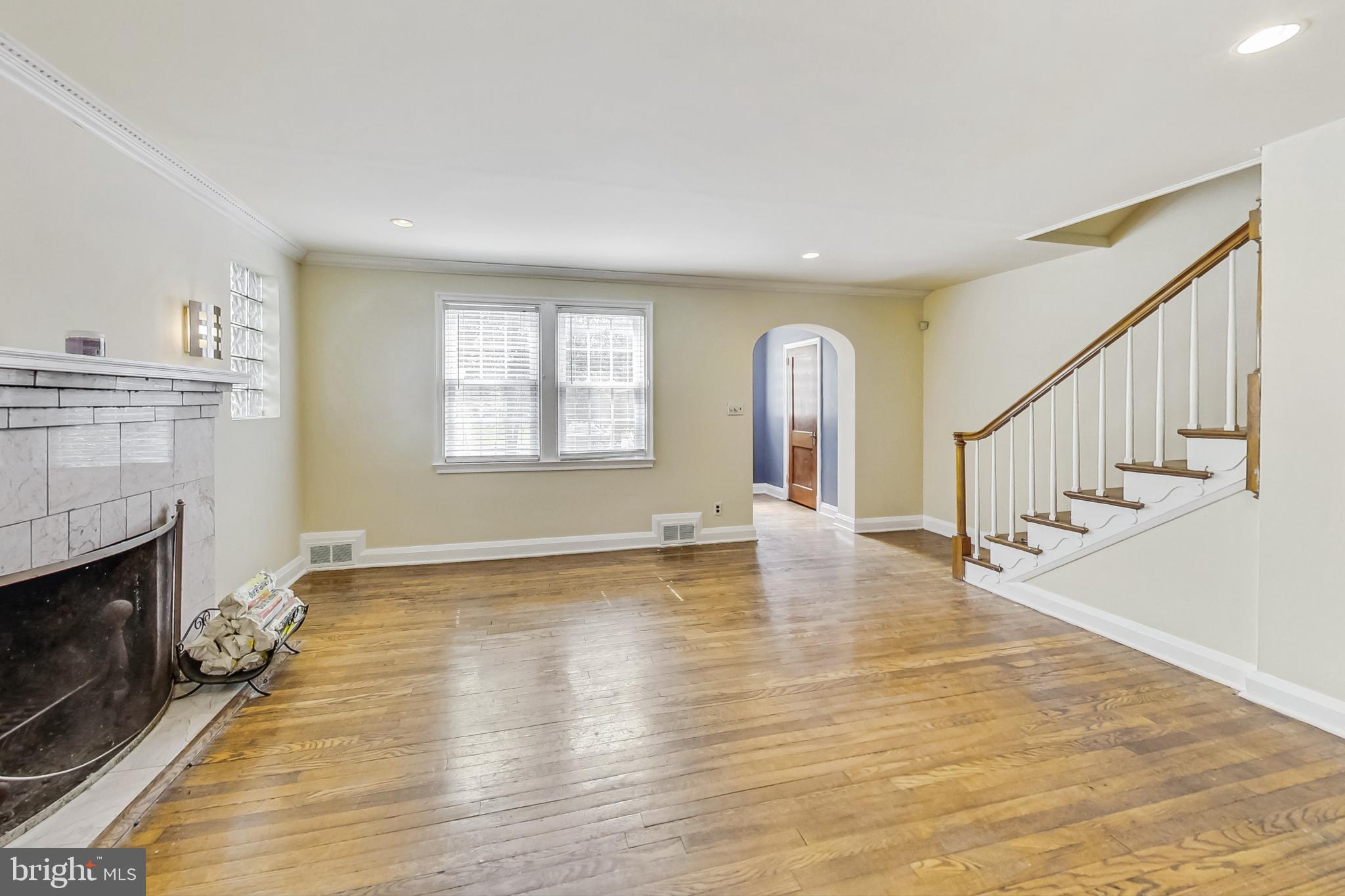 HAMILTON HILLS - Residential Lease