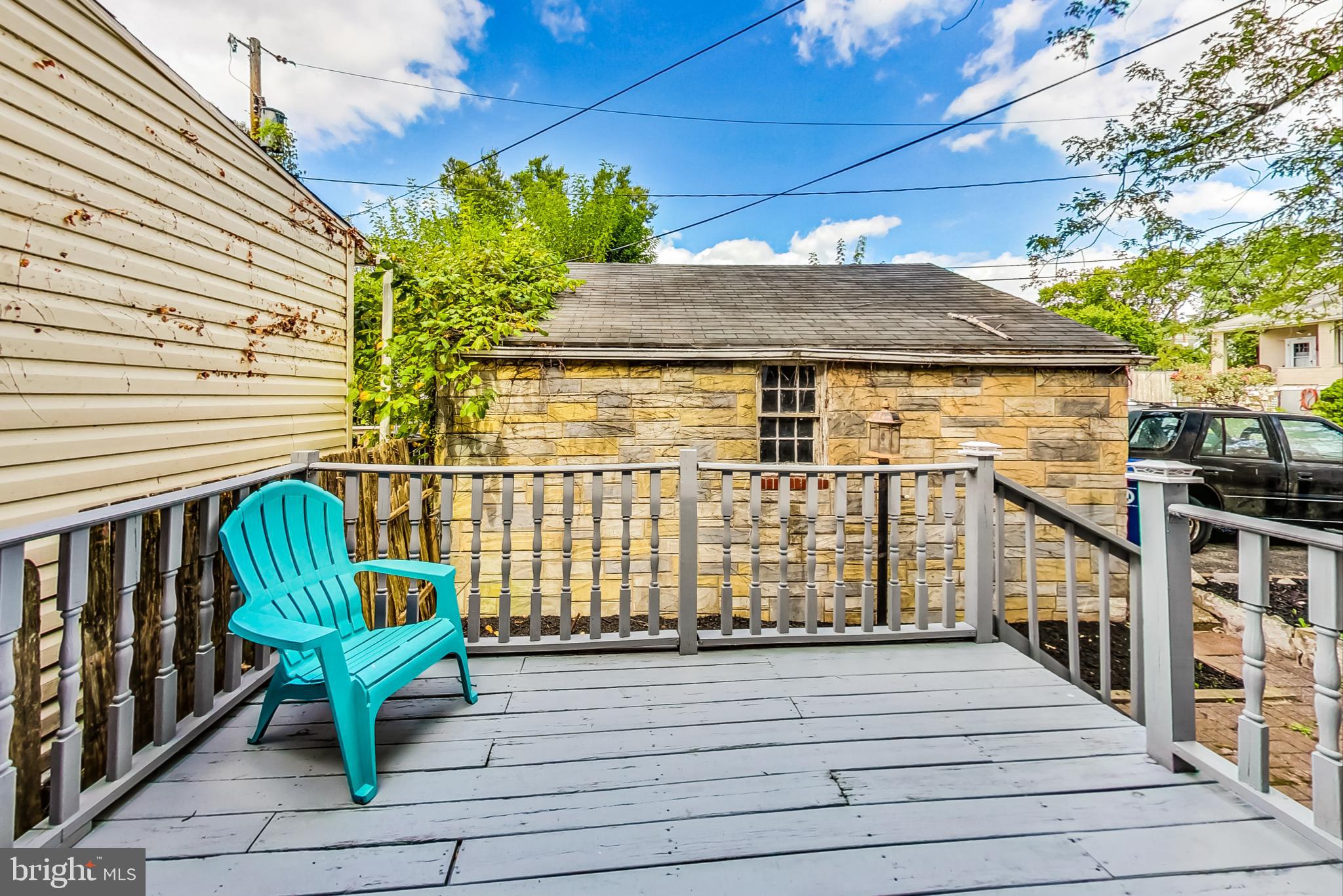 HAMILTON HILLS - Residential Lease