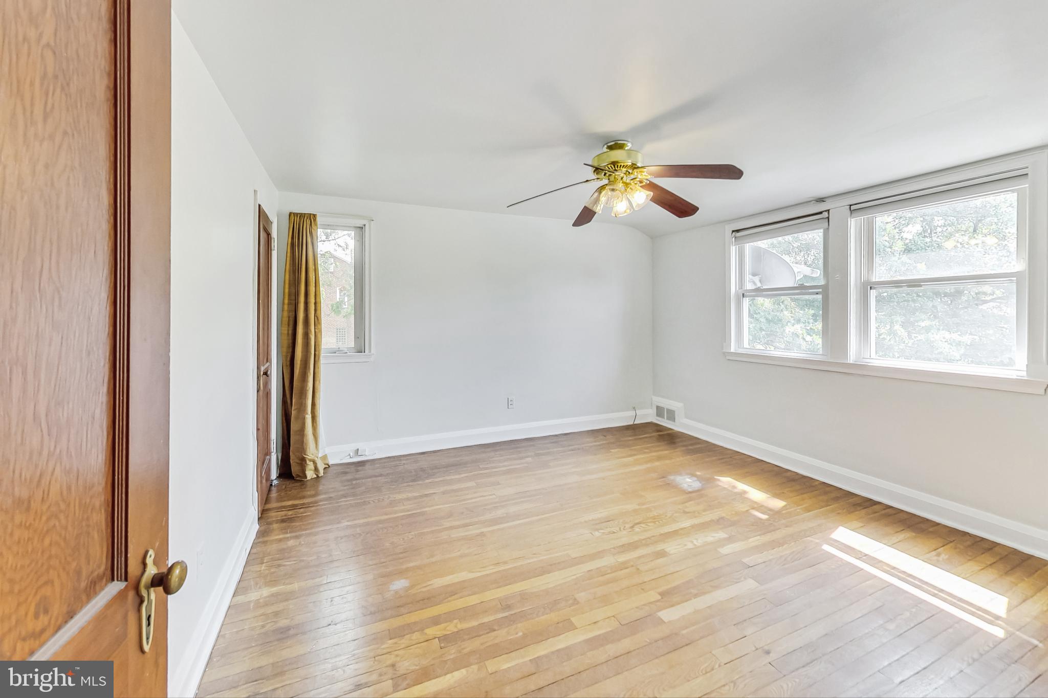 HAMILTON HILLS - Residential Lease