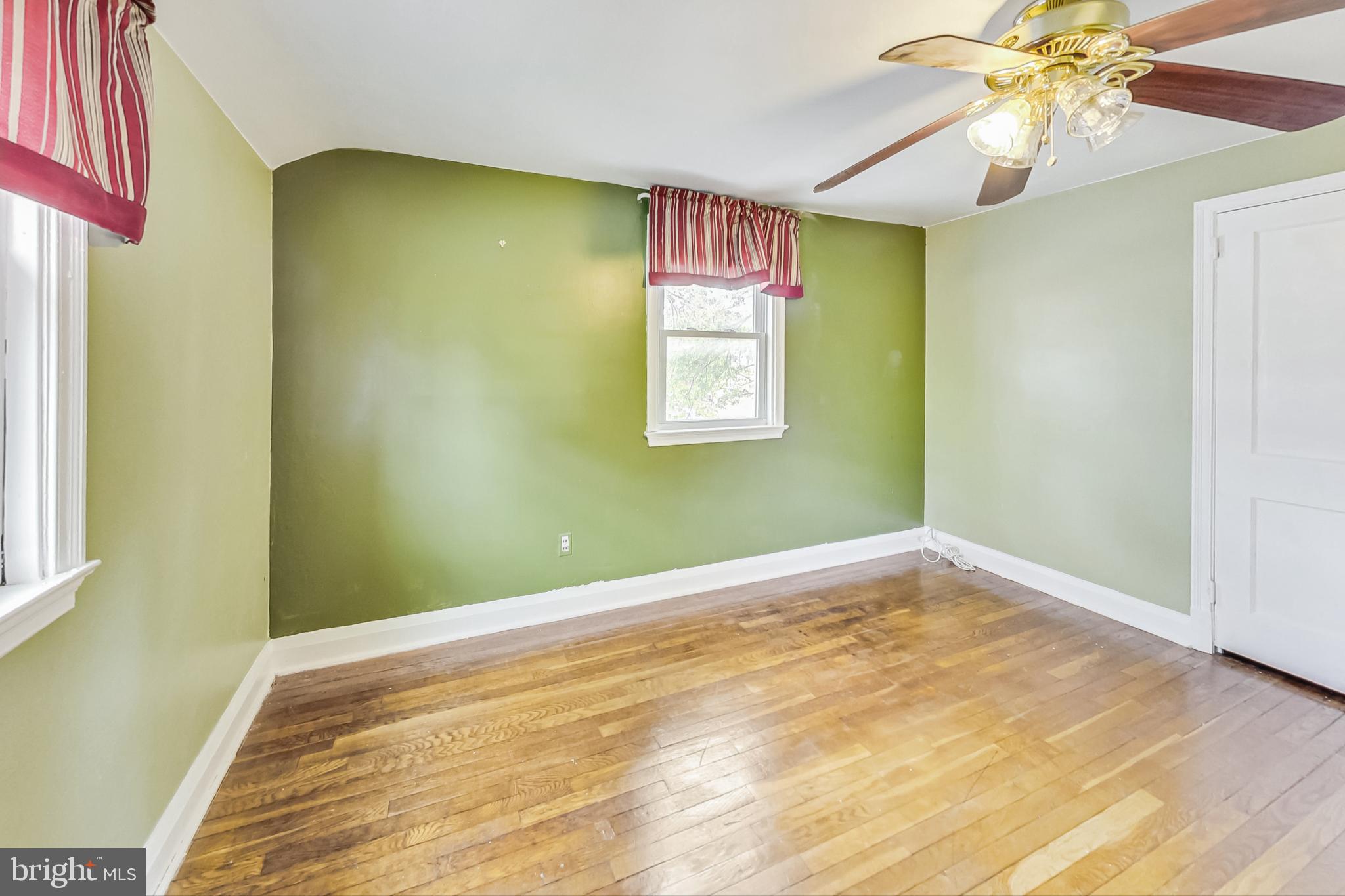 HAMILTON HILLS - Residential Lease