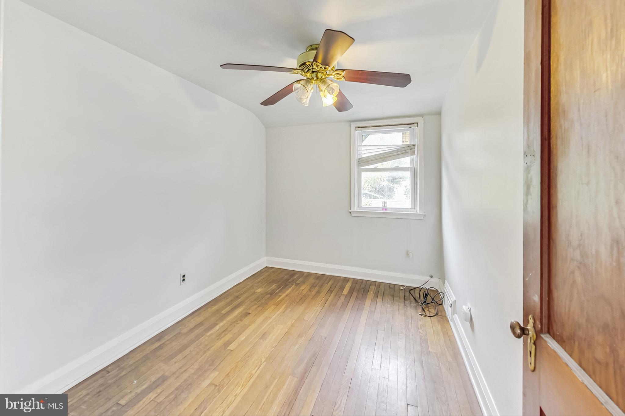 HAMILTON HILLS - Residential Lease