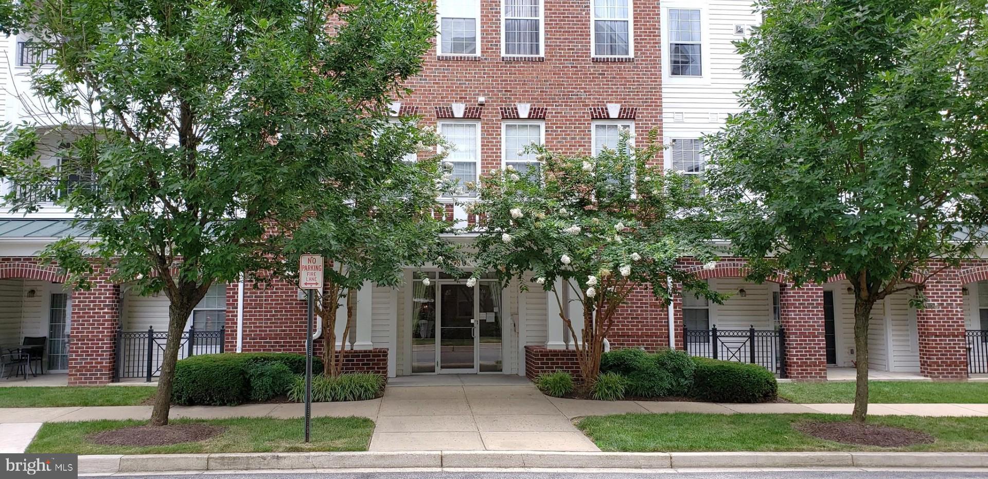 RIVER HILL - Residential Lease