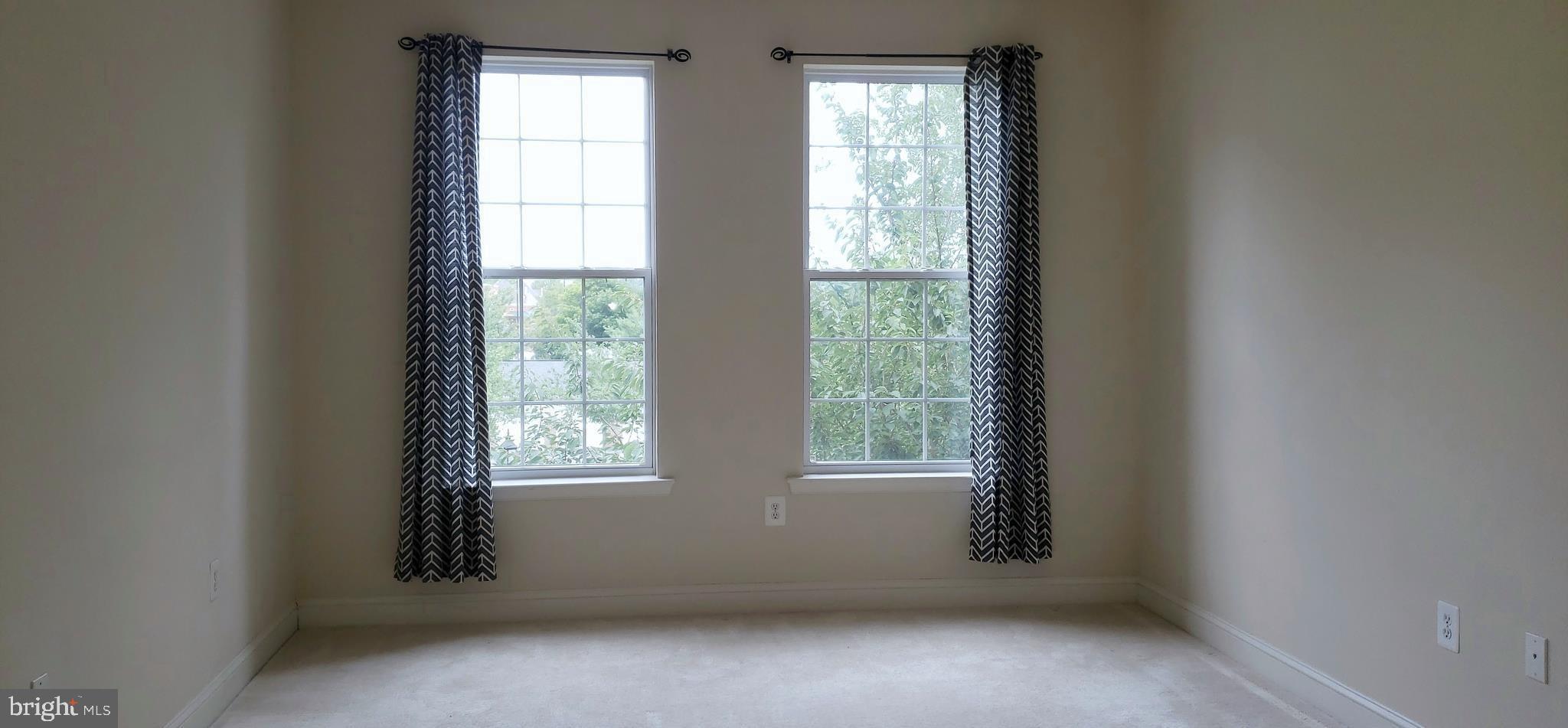 RIVER HILL - Residential Lease