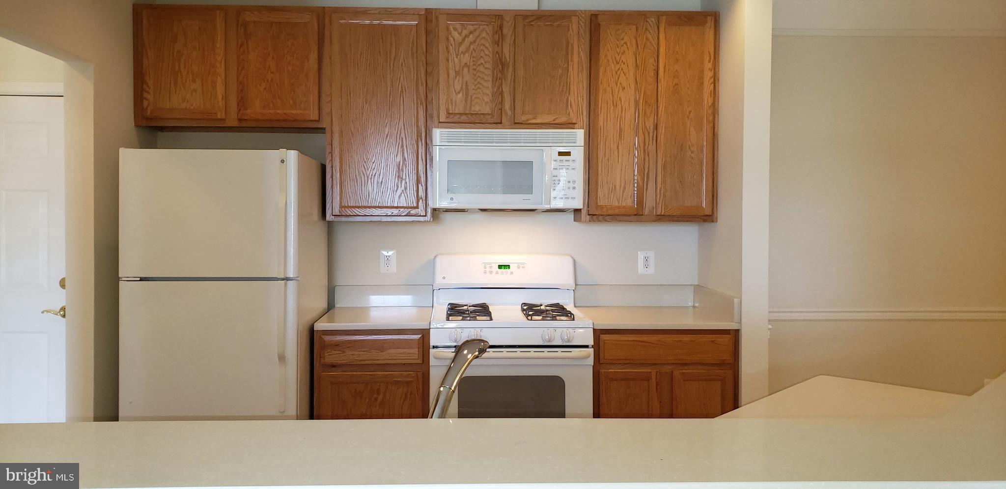 RIVER HILL - Residential Lease