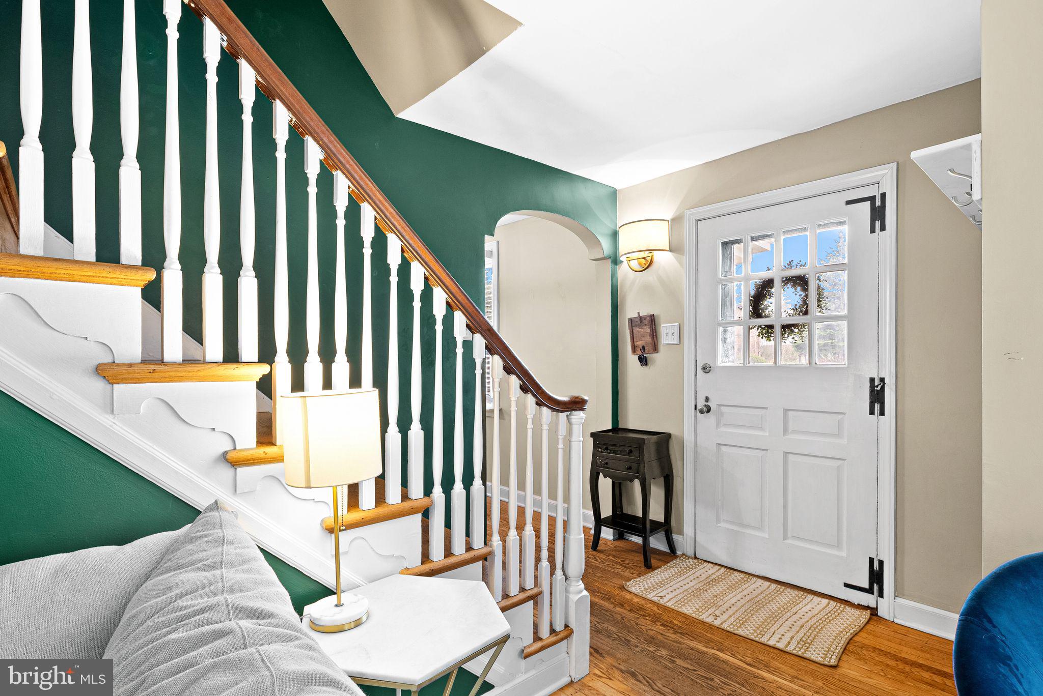 TWICKENHAM VILLAGE - Residential