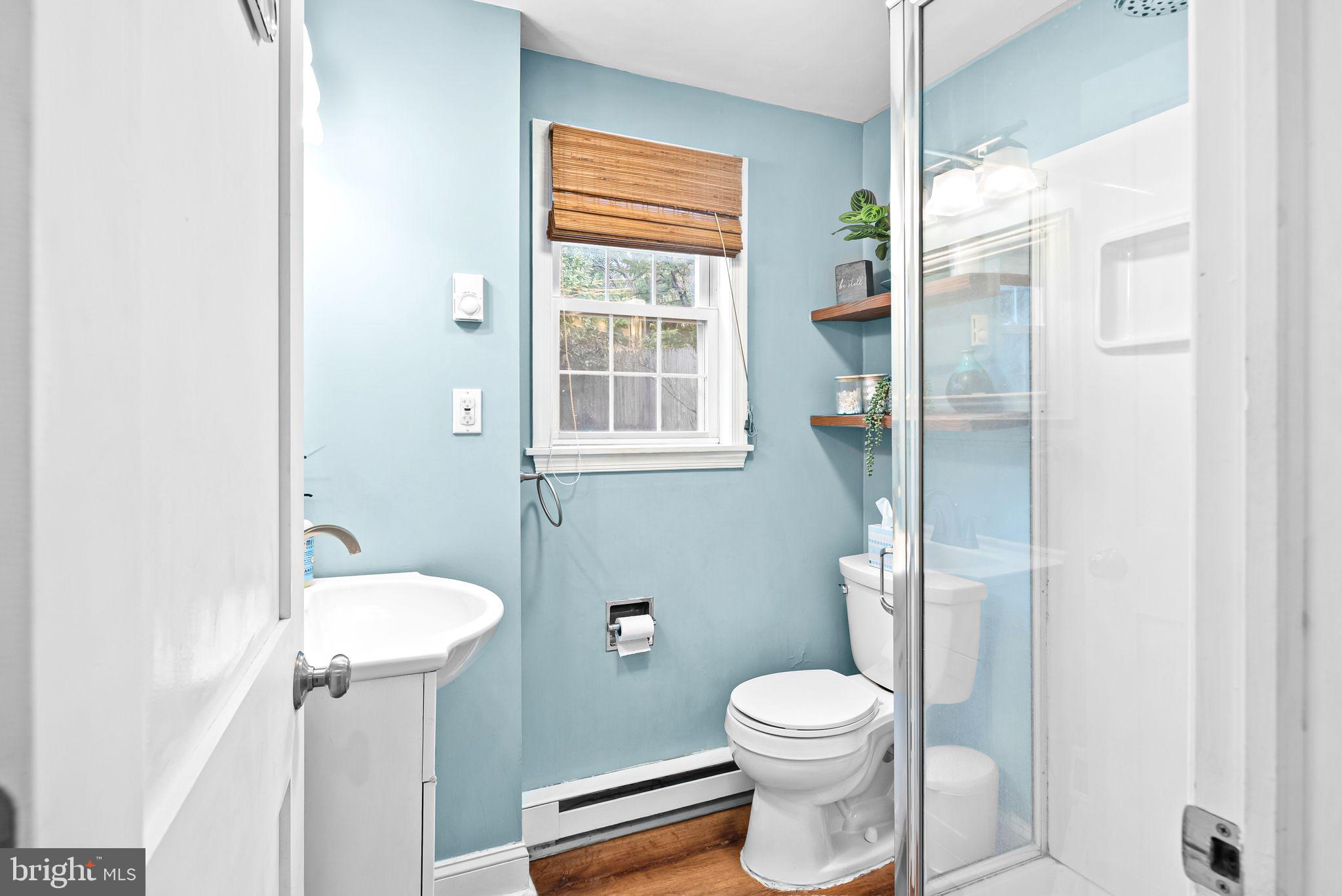 TWICKENHAM VILLAGE - Residential