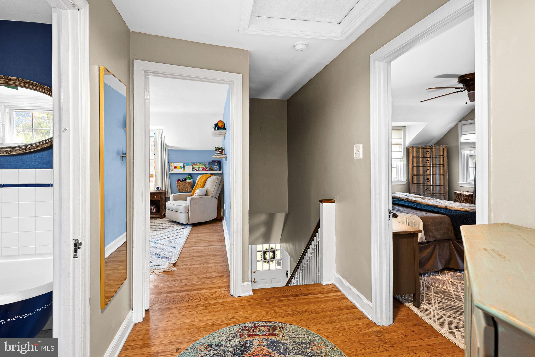 TWICKENHAM VILLAGE - Residential