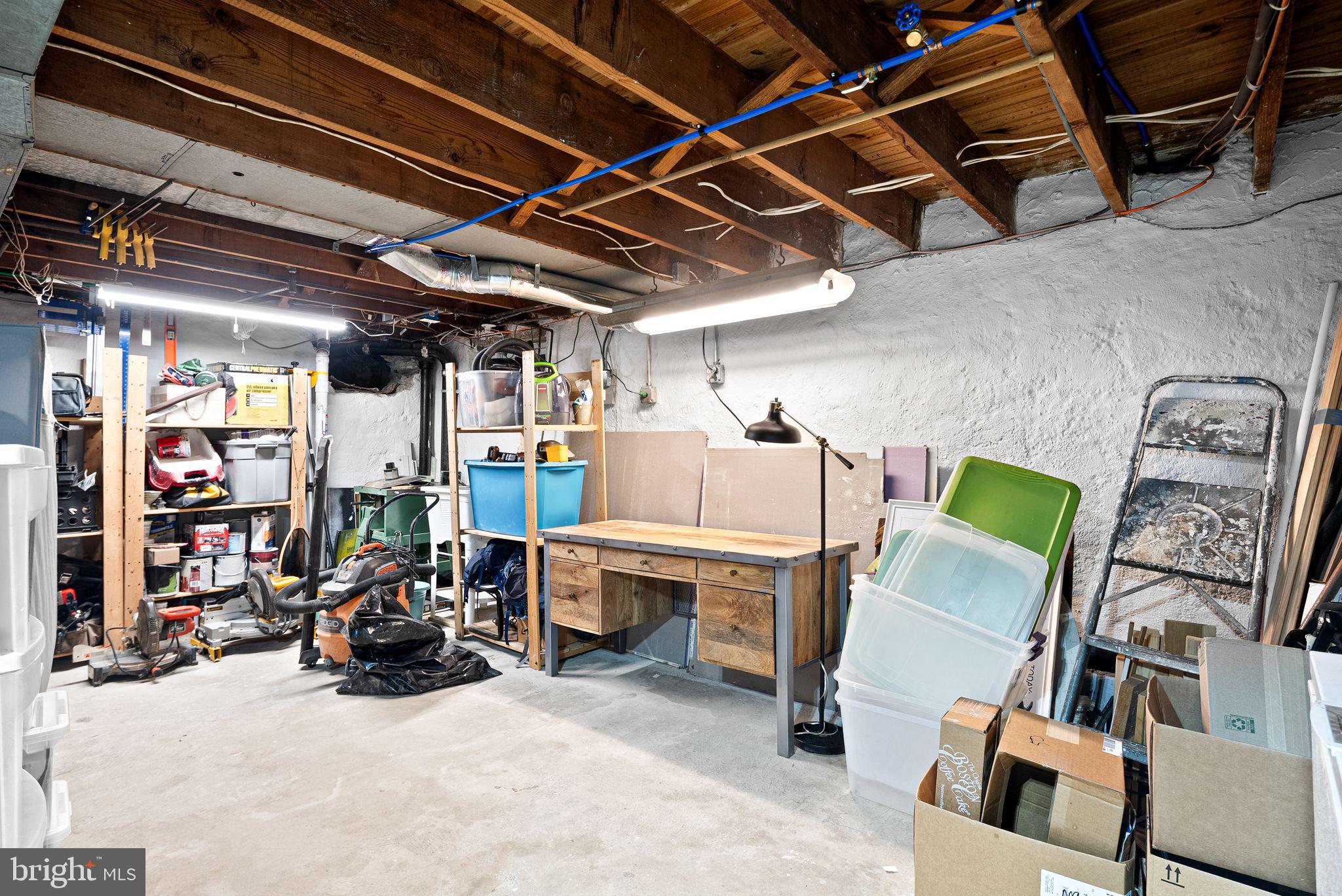 TWICKENHAM VILLAGE - Residential