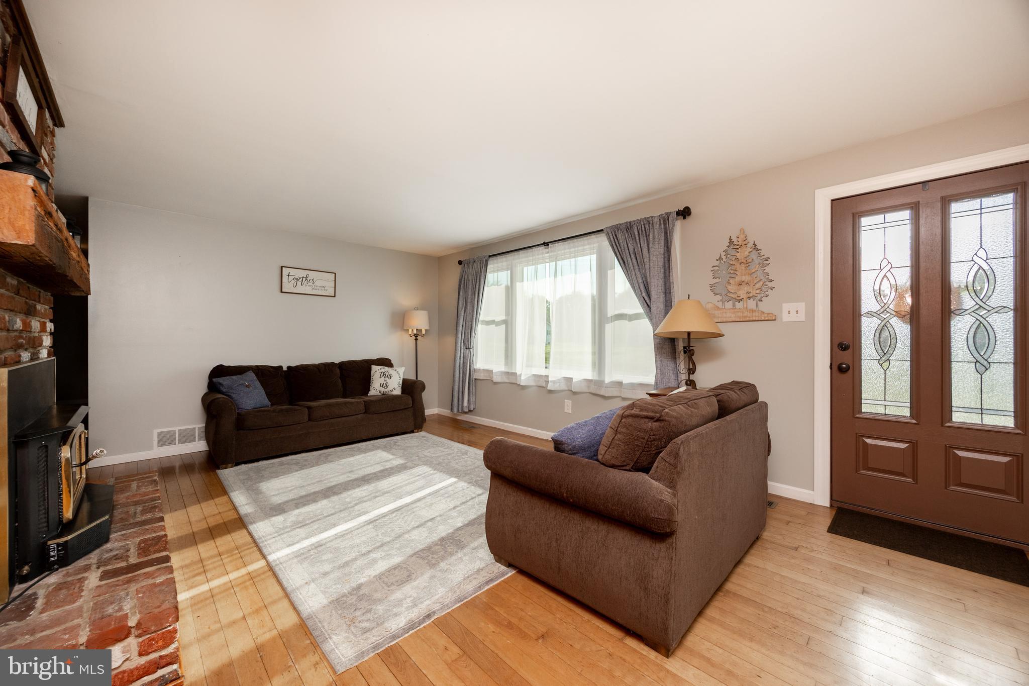 274 SCHOOLHOUSE ROAD