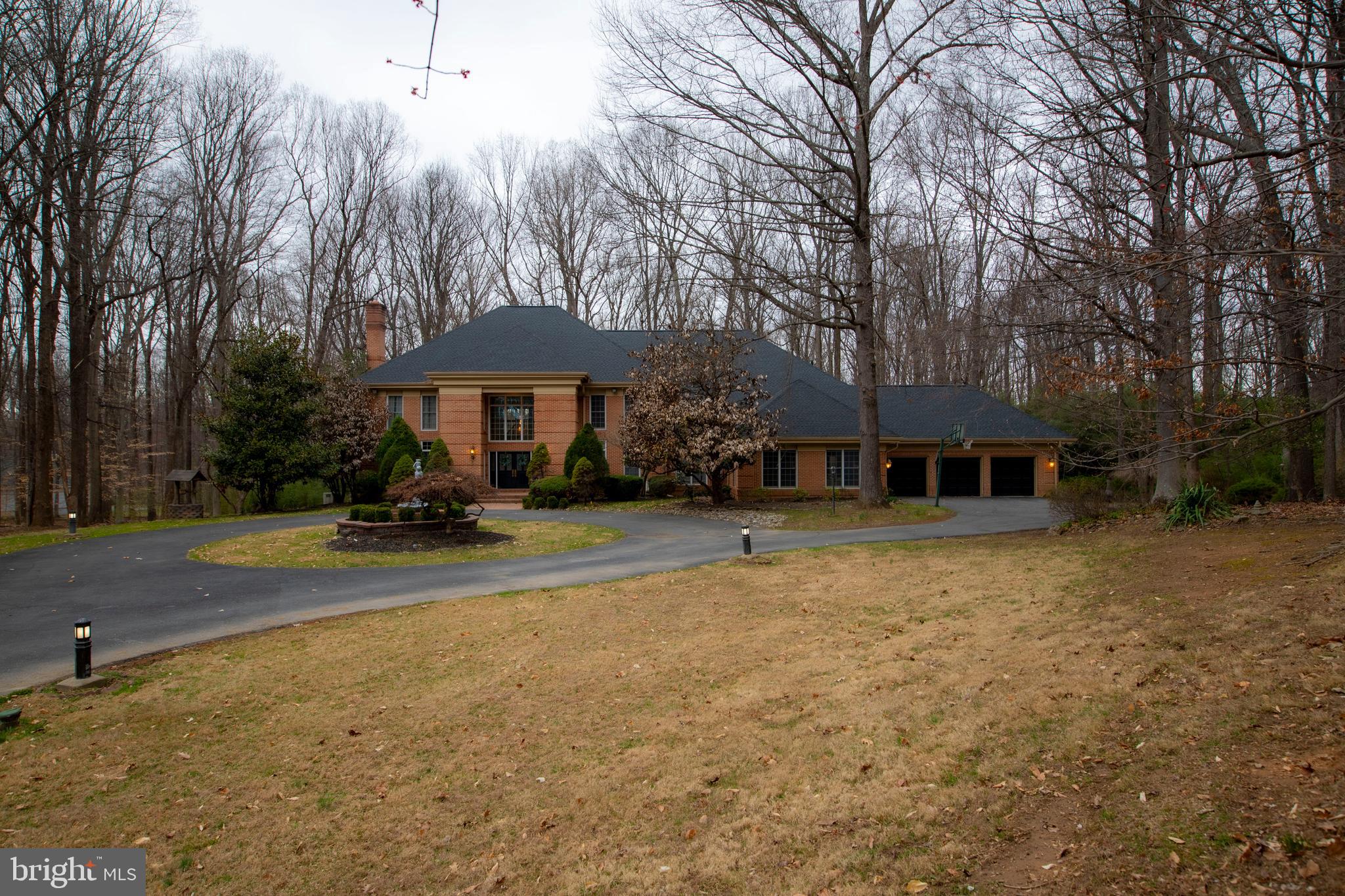 BURLEIGH MANOR - Residential