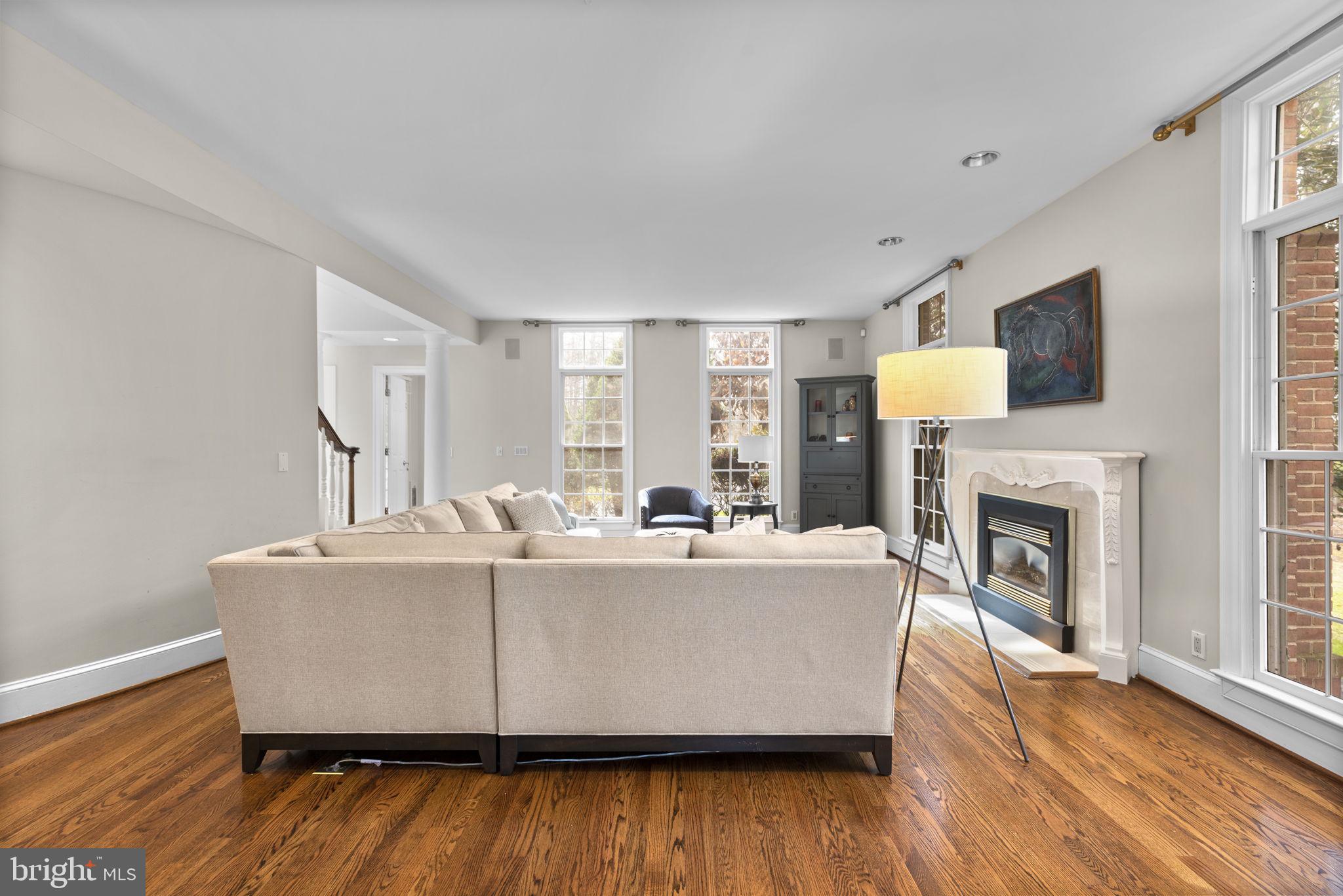 BURLEIGH MANOR - Residential