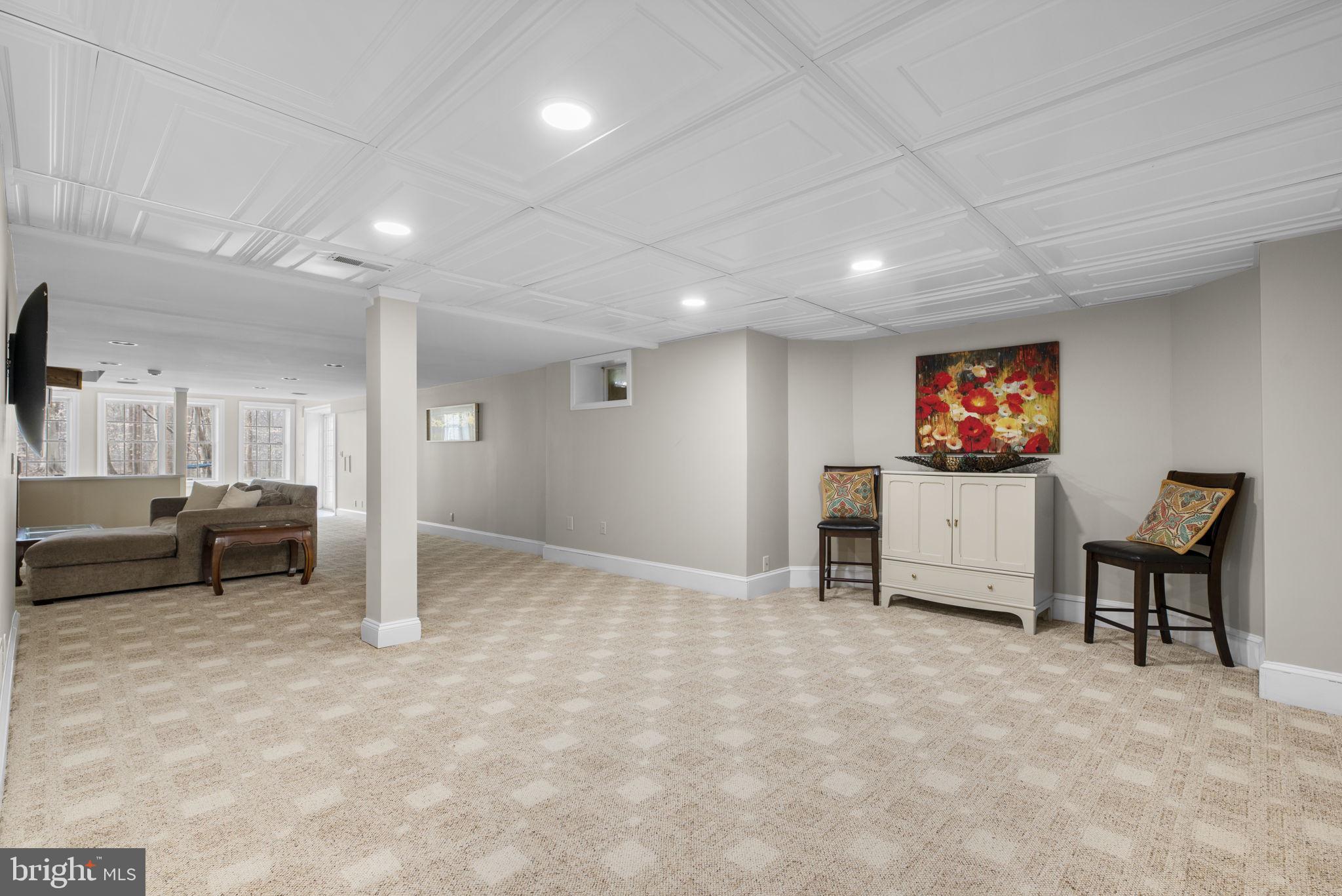 BURLEIGH MANOR - Residential