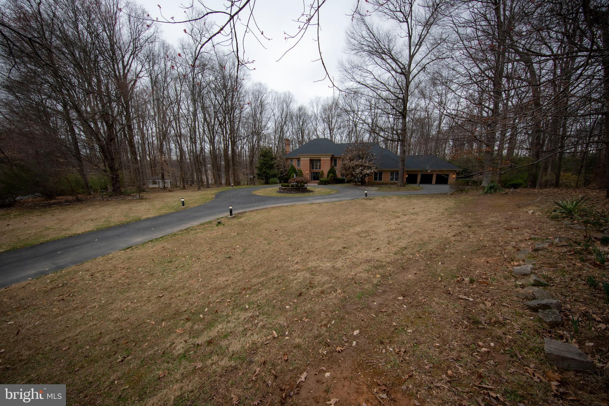 BURLEIGH MANOR - Residential