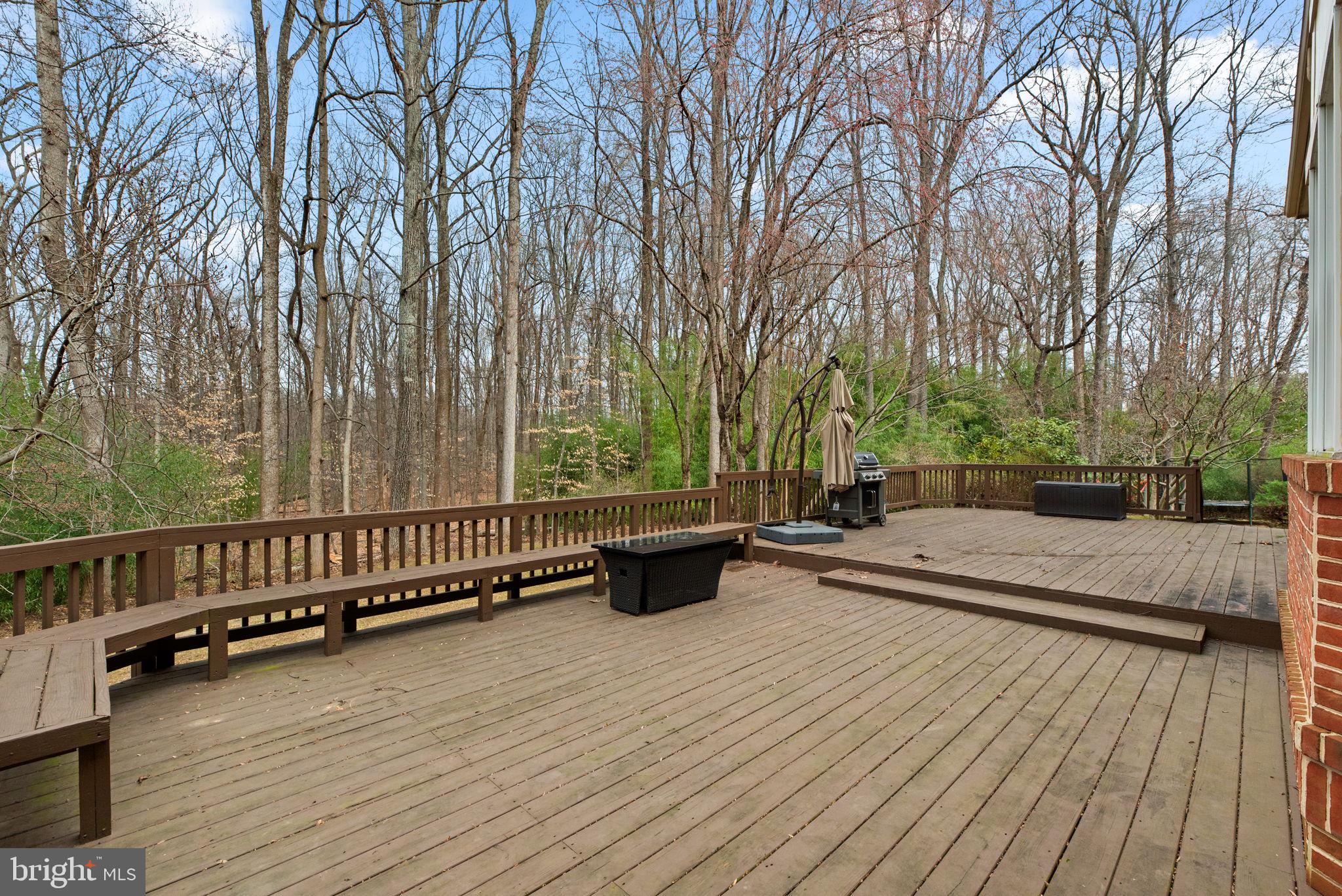 BURLEIGH MANOR - Residential