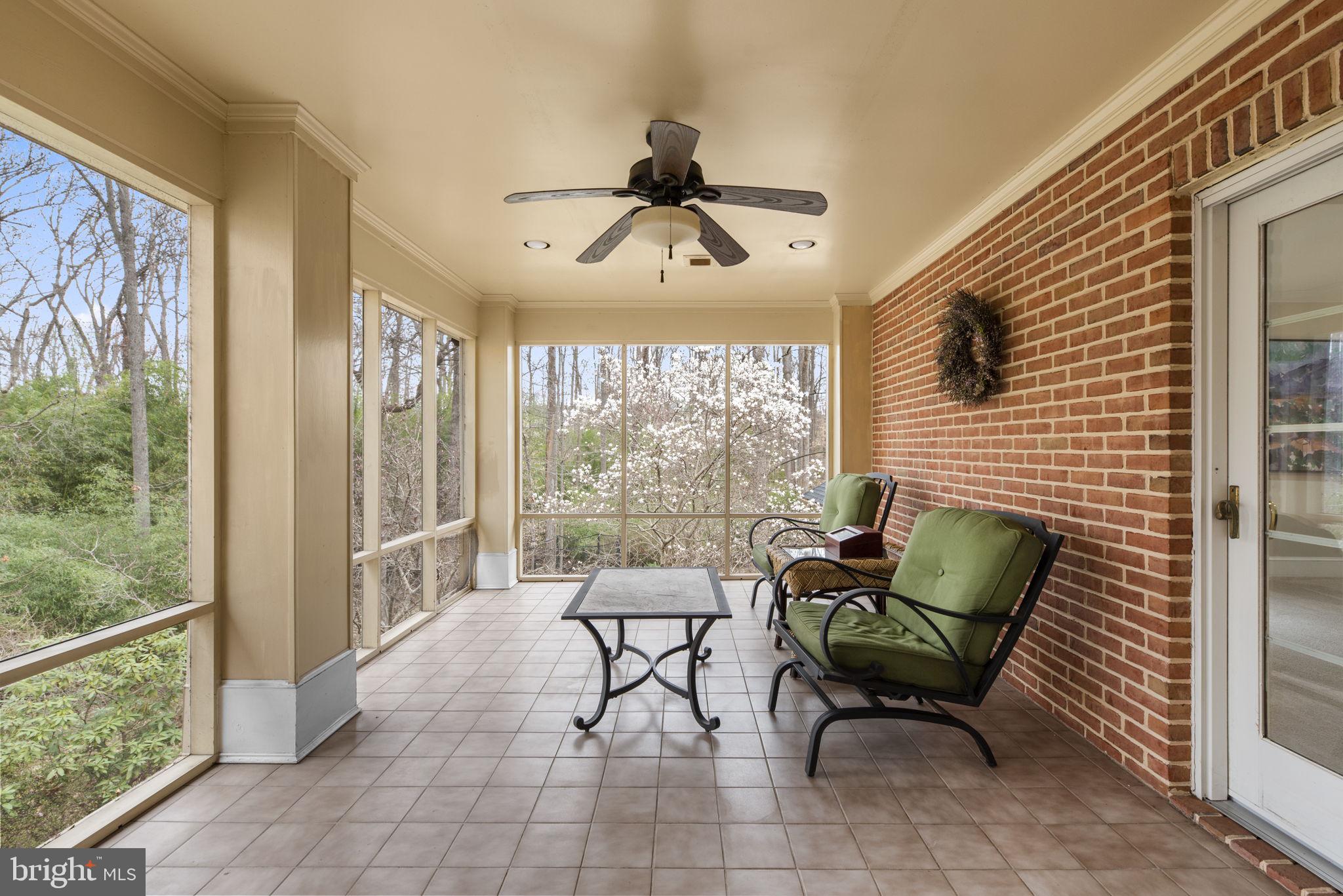 BURLEIGH MANOR - Residential