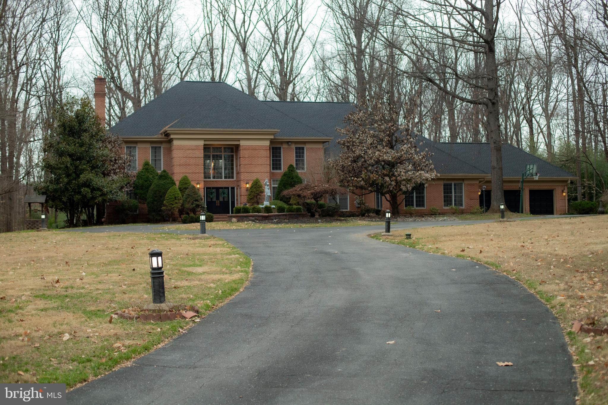 BURLEIGH MANOR - Residential