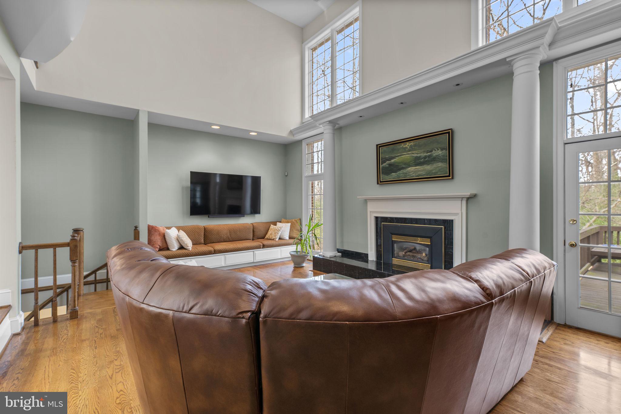 BURLEIGH MANOR - Residential