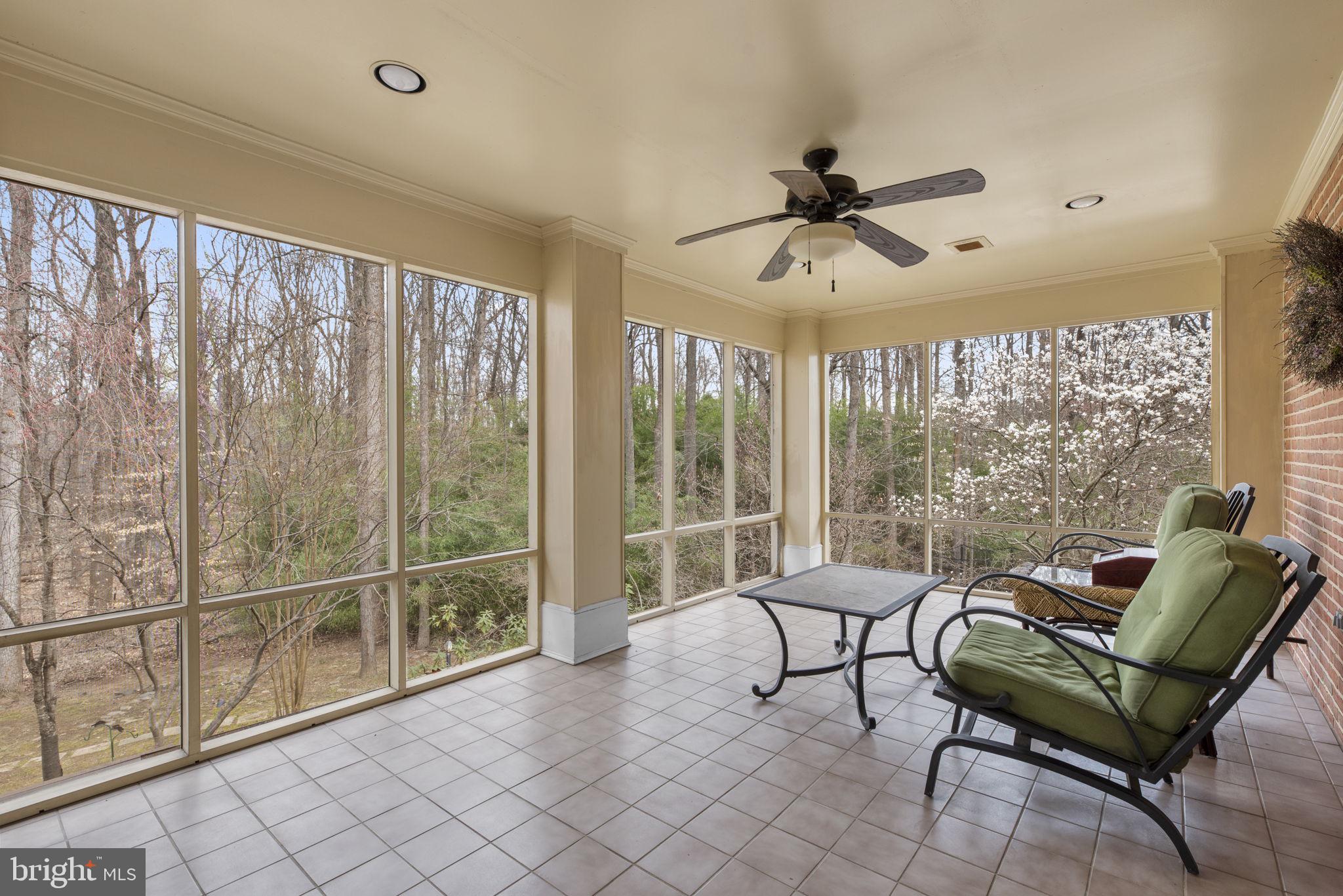 BURLEIGH MANOR - Residential