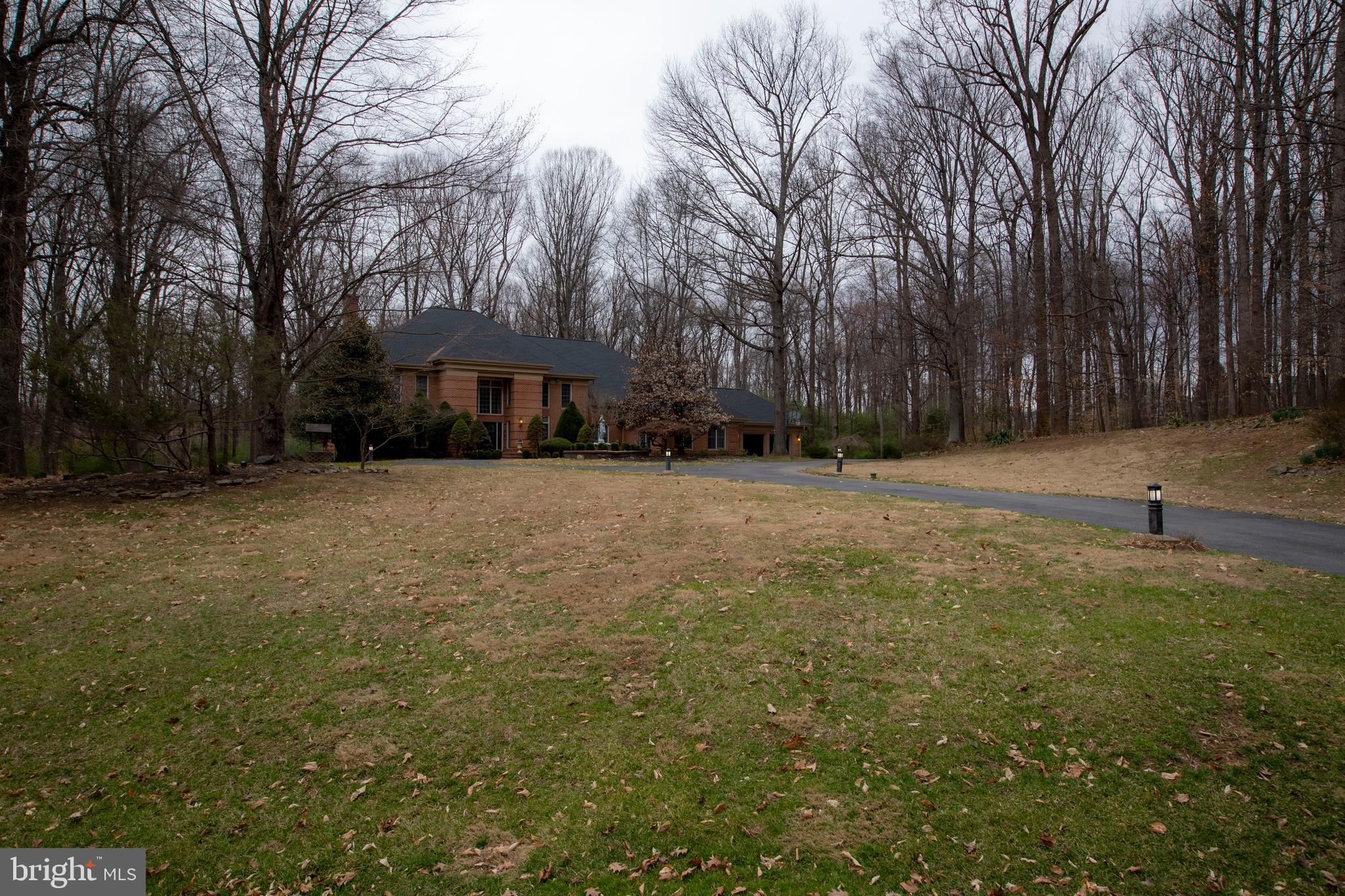 BURLEIGH MANOR - Residential