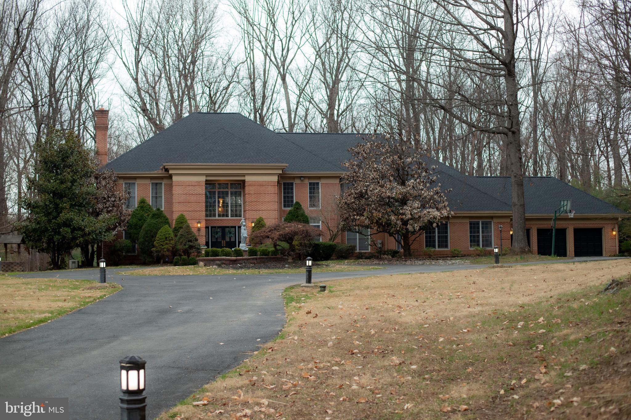 BURLEIGH MANOR - Residential
