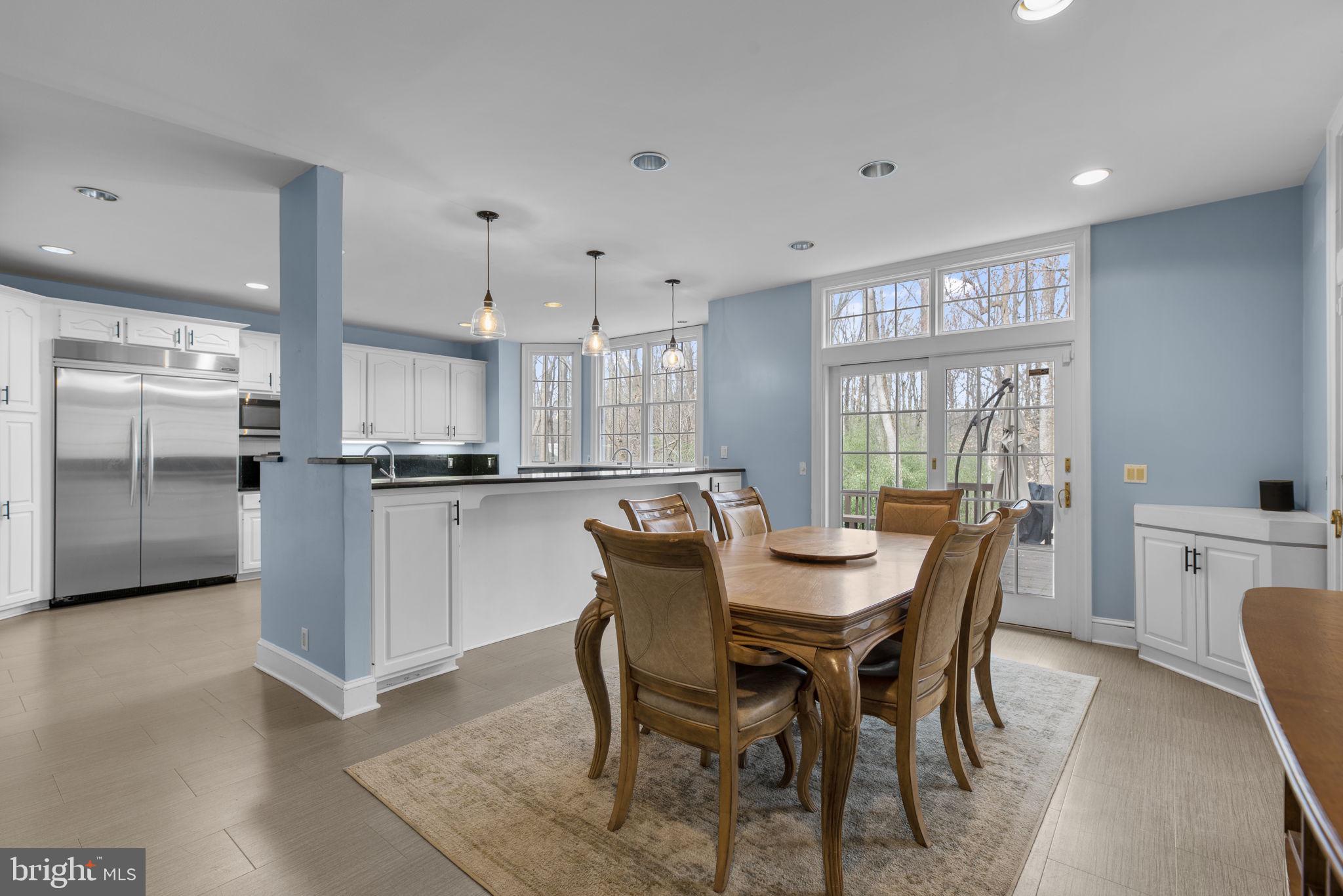 BURLEIGH MANOR - Residential