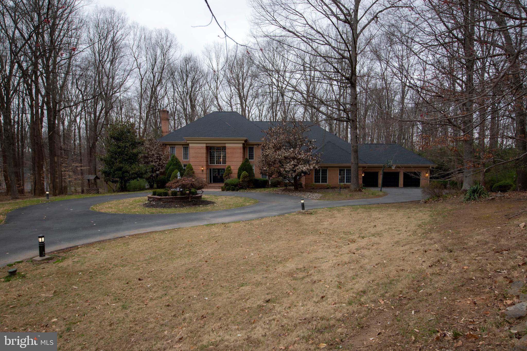 BURLEIGH MANOR - Residential