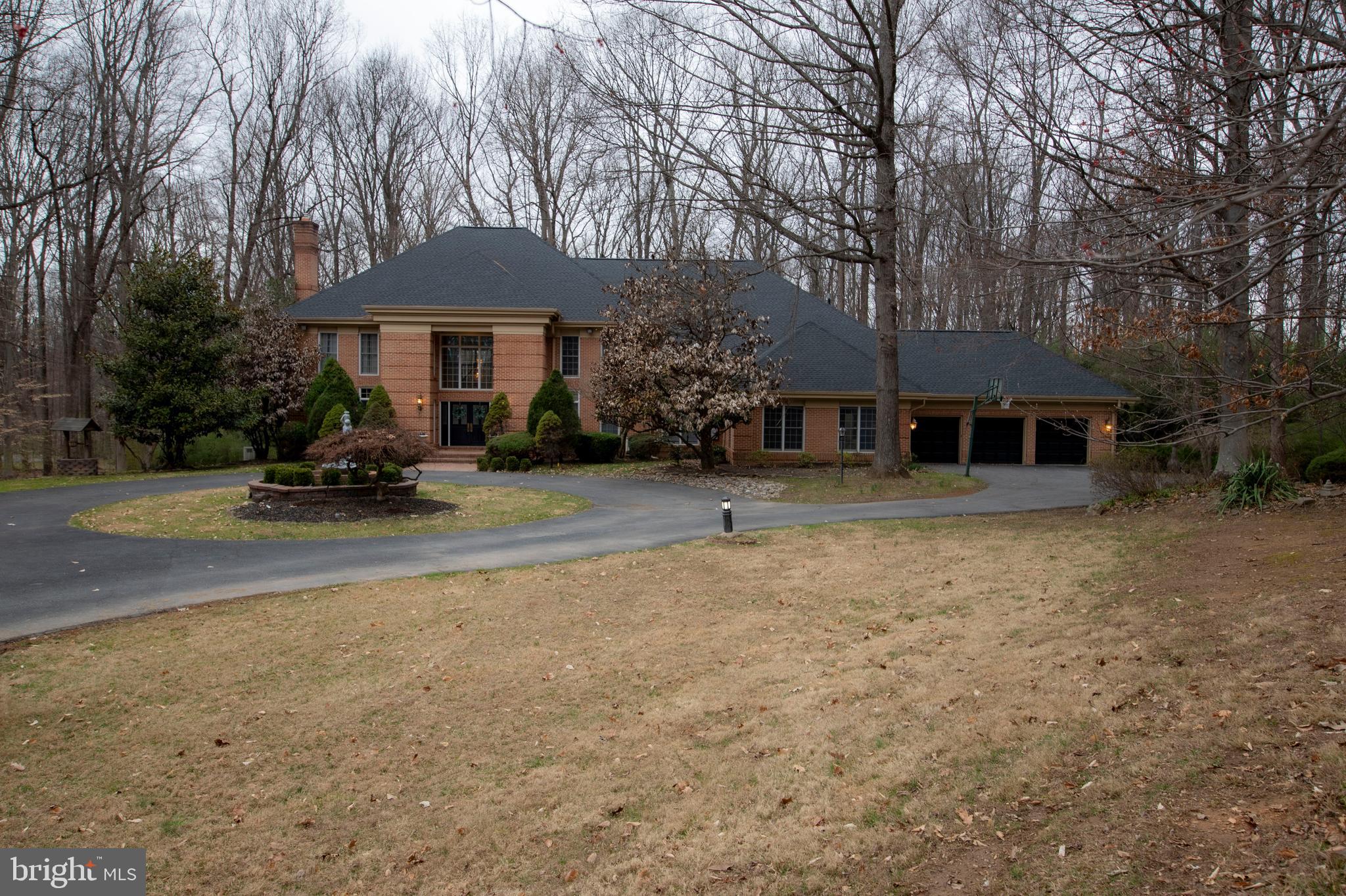 BURLEIGH MANOR - Residential