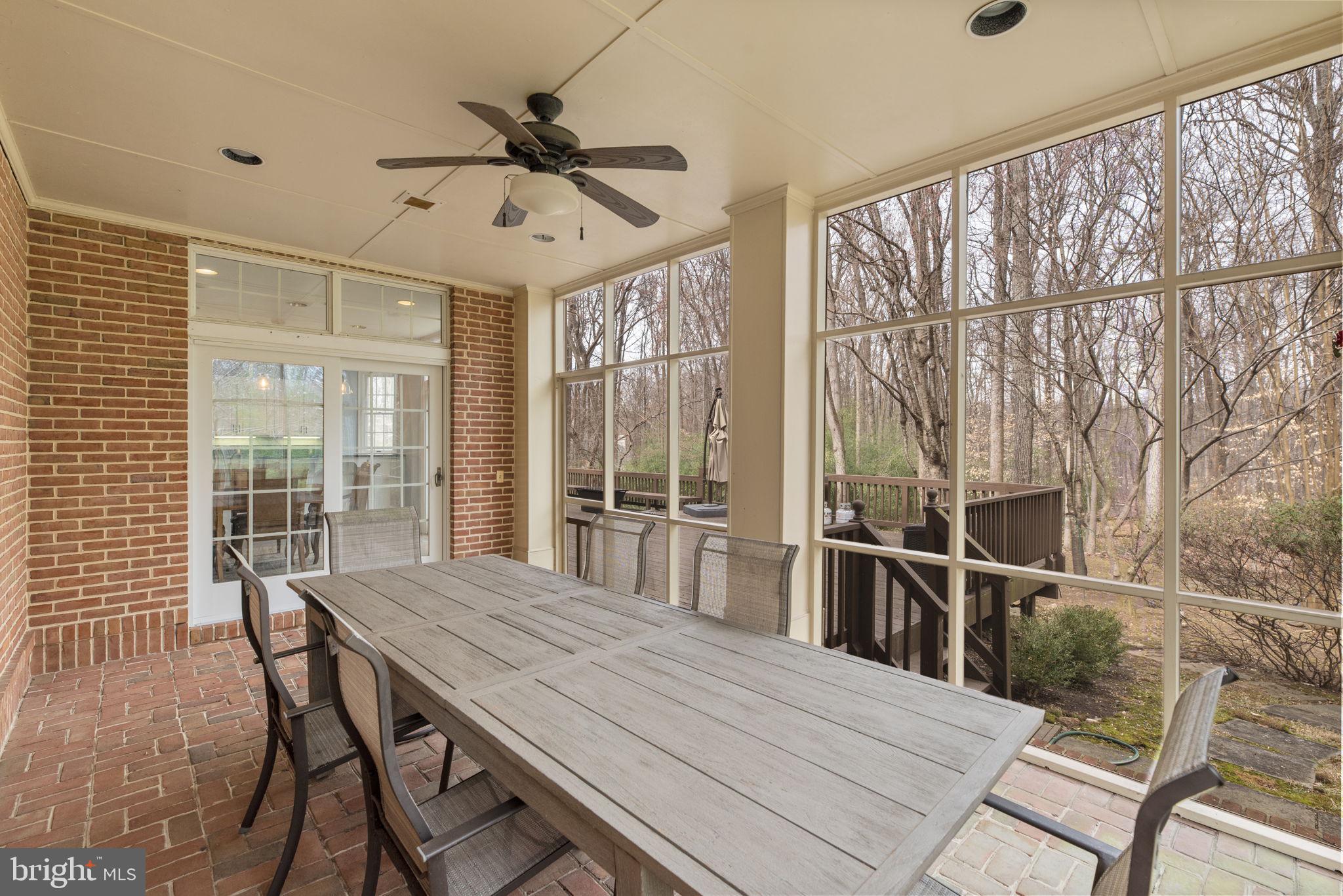 BURLEIGH MANOR - Residential