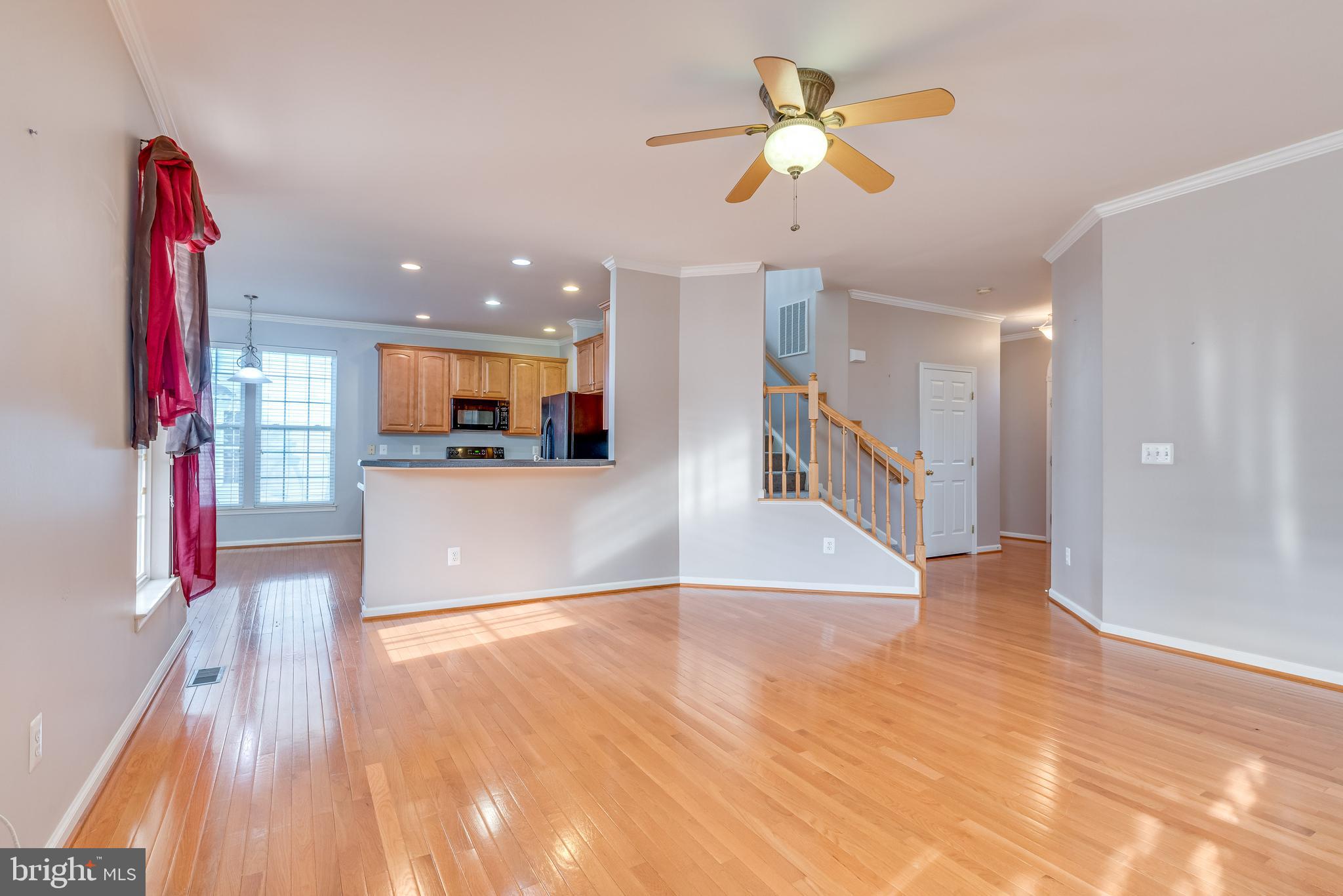 LAKELAND PLACE - Residential