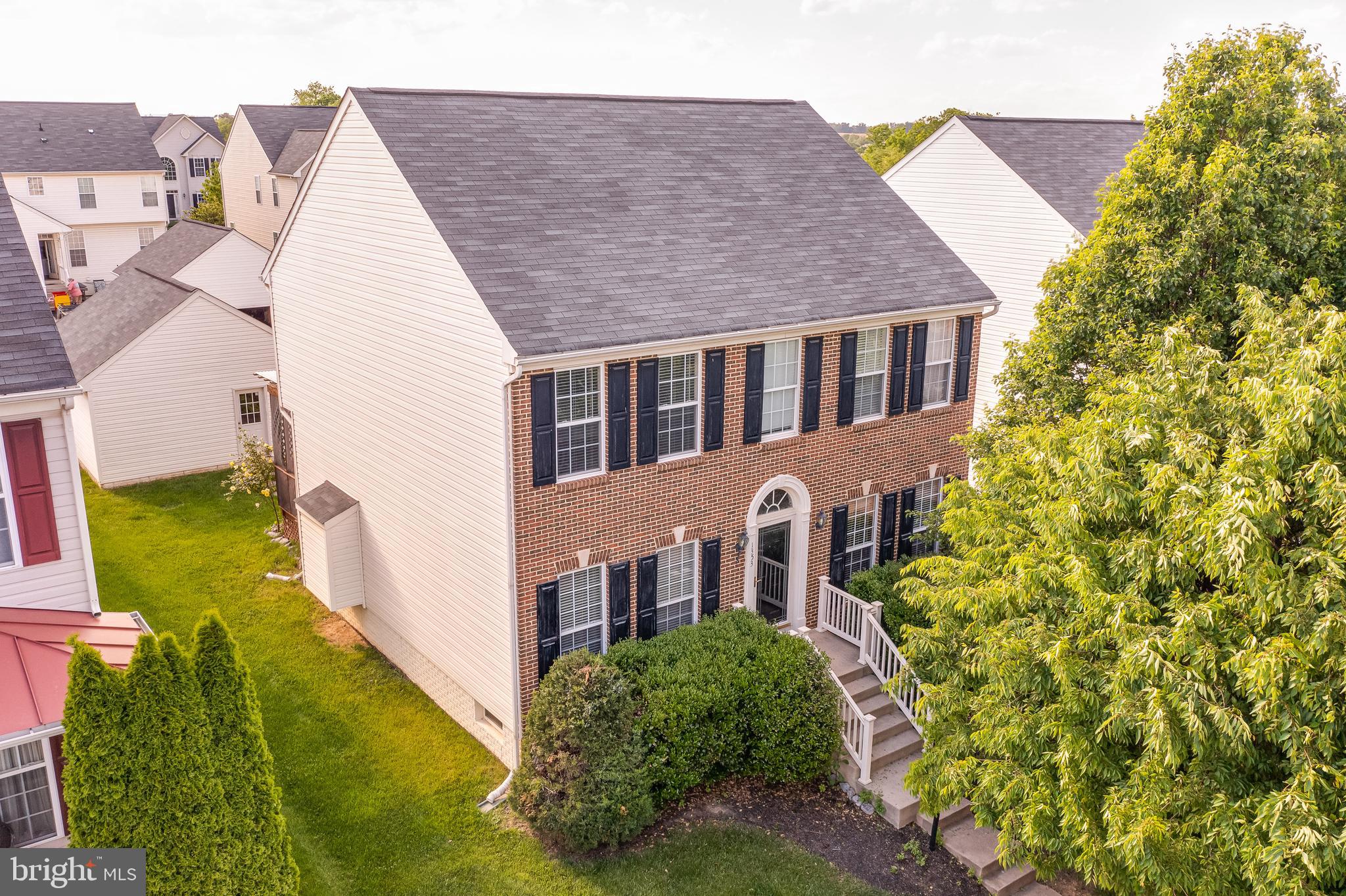 LAKELAND PLACE - Residential