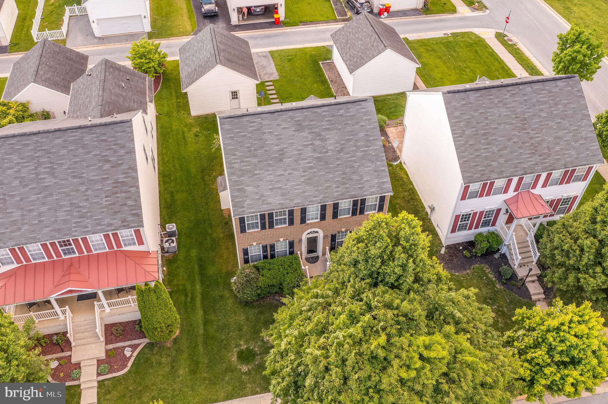 LAKELAND PLACE - Residential