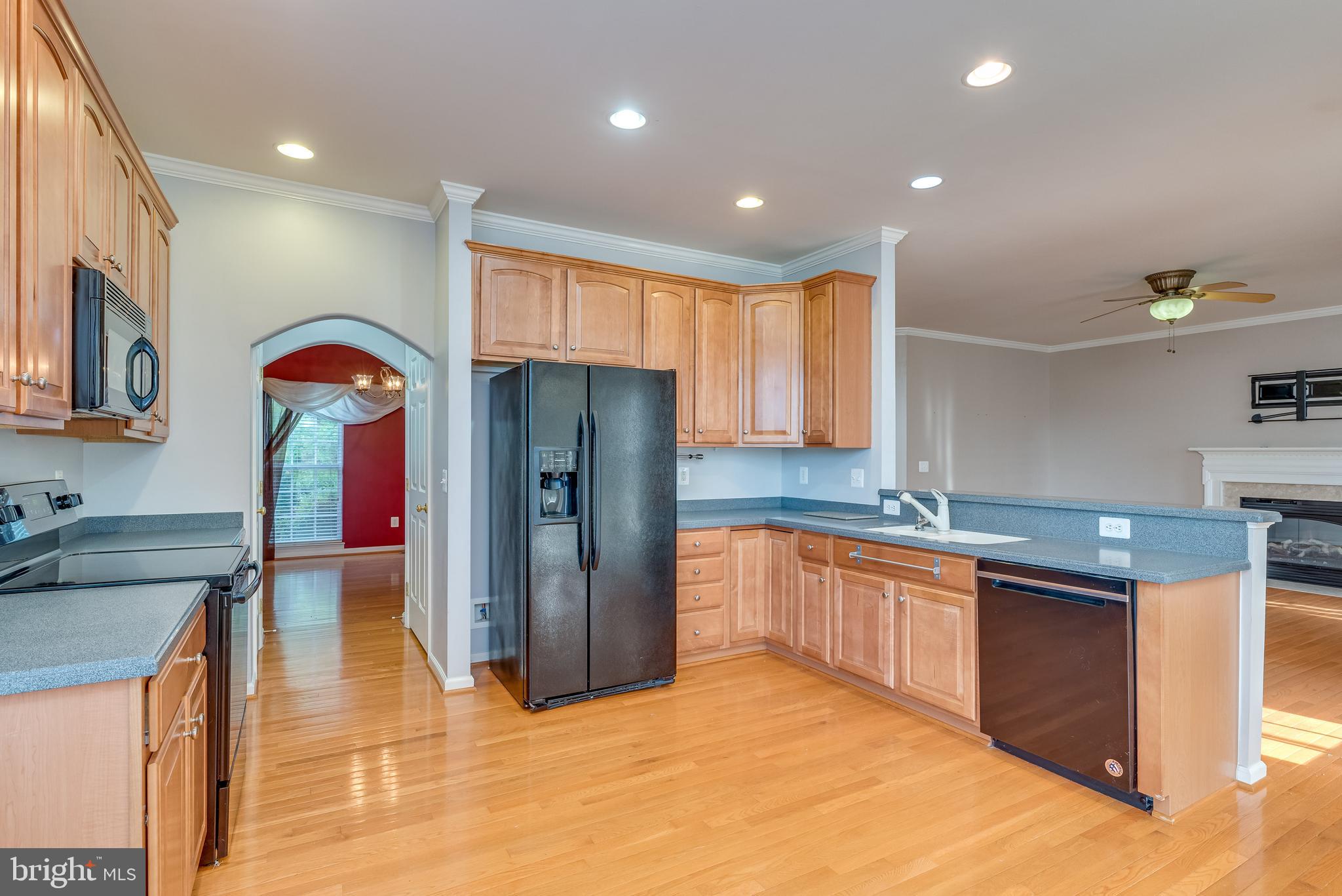 LAKELAND PLACE - Residential