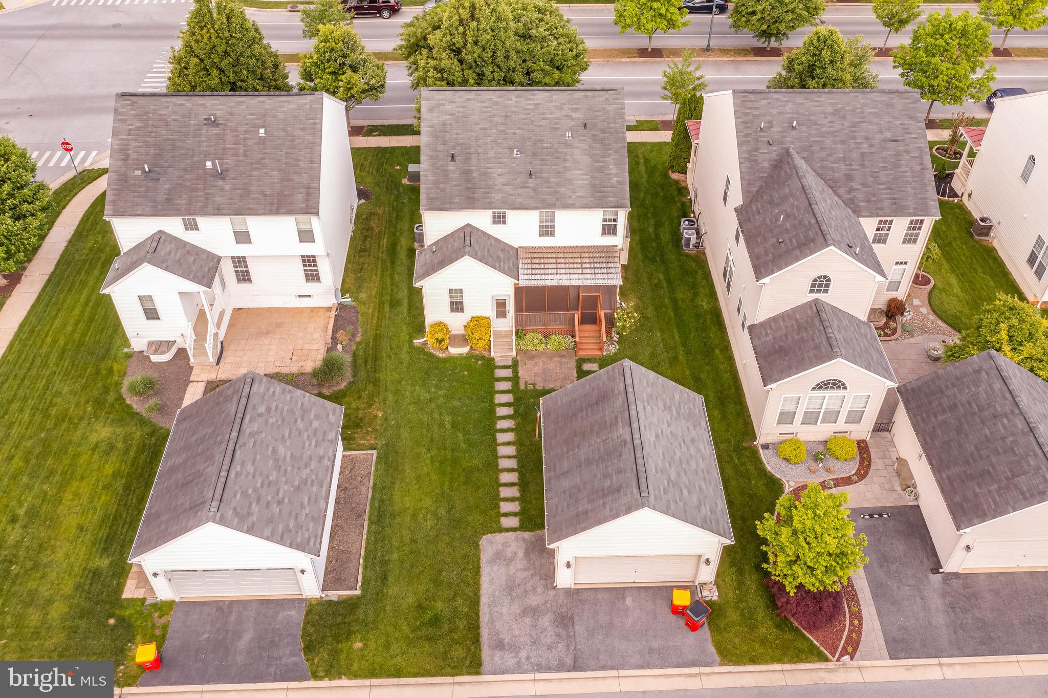 LAKELAND PLACE - Residential